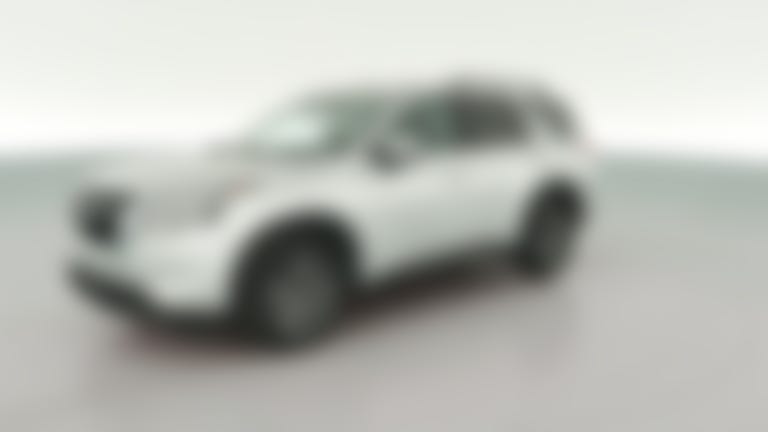 2025 Nissan Pathfinder vehicle photo