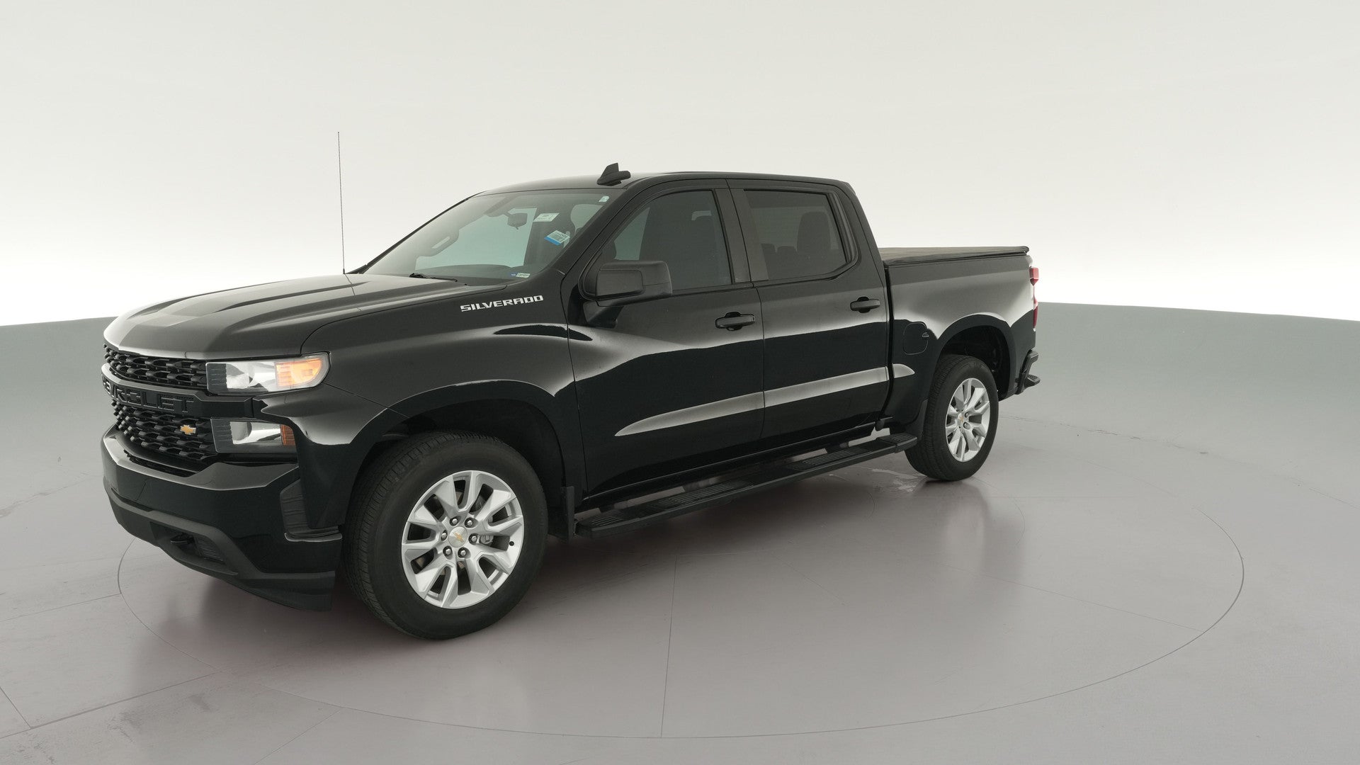 2021 Chevrolet Silverado 1500 Crew Cab vehicle photo