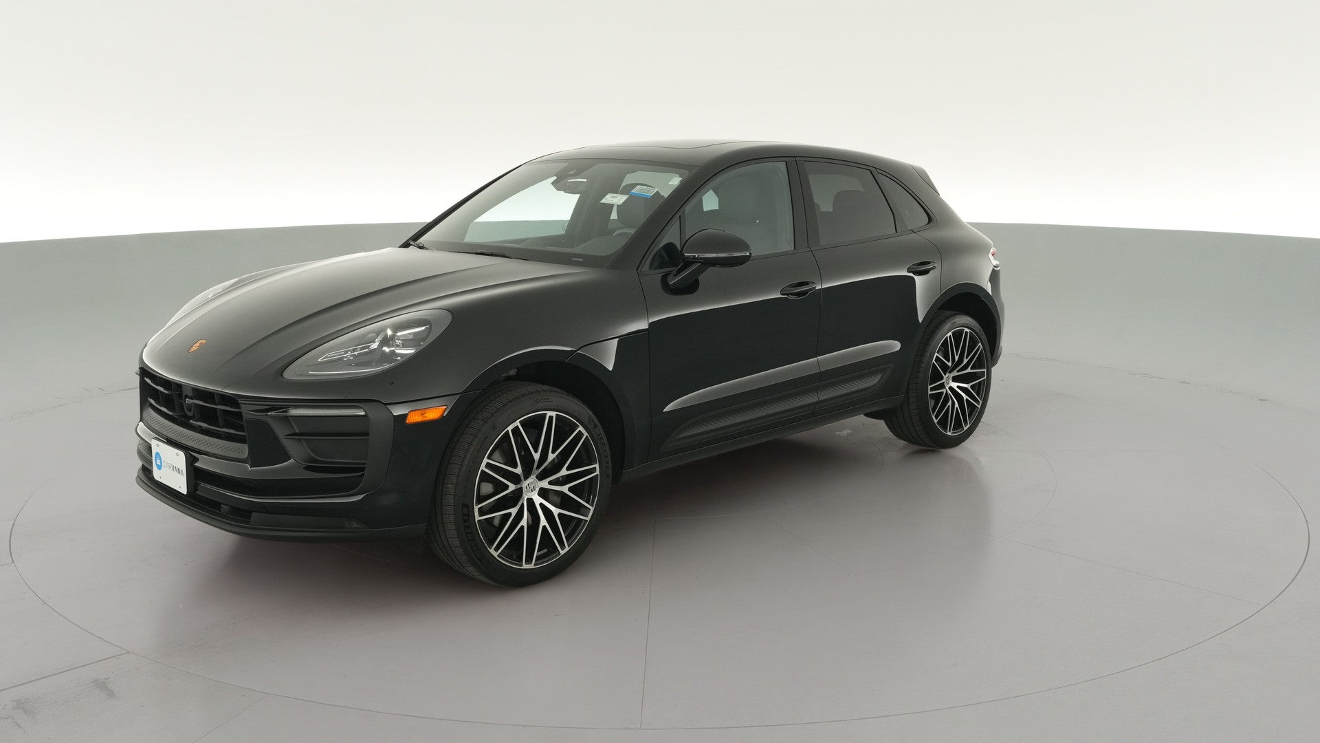 2024 Porsche Macan vehicle photo
