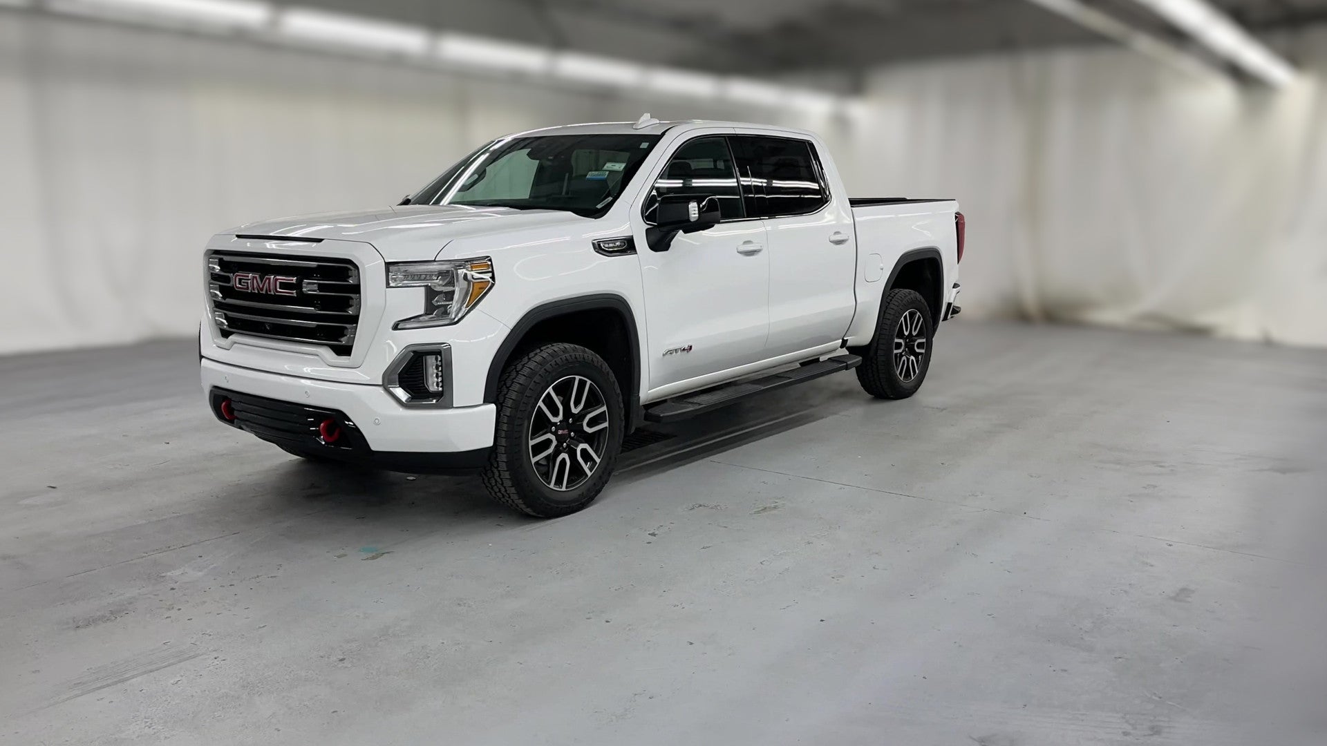 2020 GMC Sierra 1500 Crew Cab vehicle photo