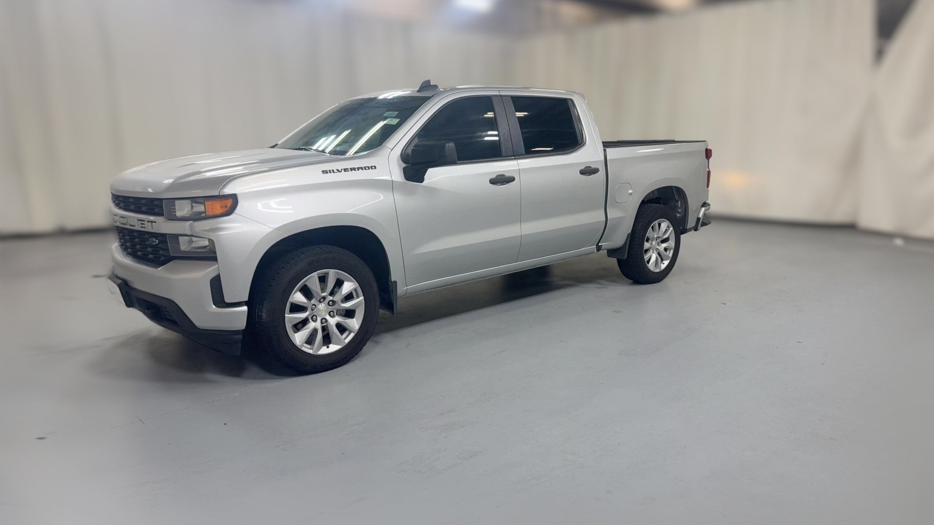 2022 Chevrolet Silverado 1500 Limited Crew Cab vehicle photo
