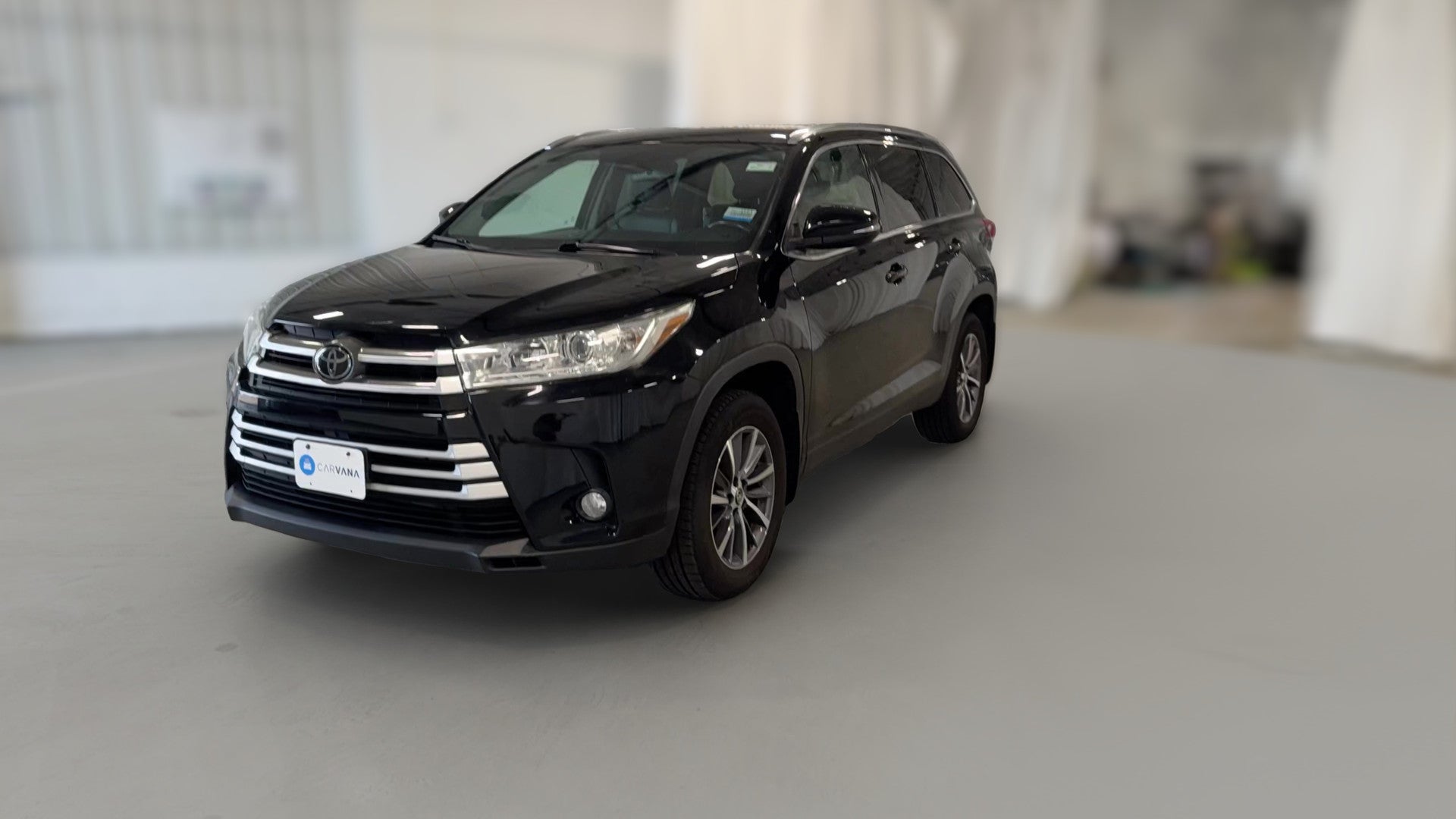 2019 Toyota Highlander vehicle photo