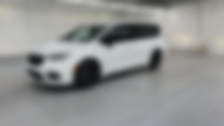 2024 Chrysler Pacifica Hybrid vehicle photo