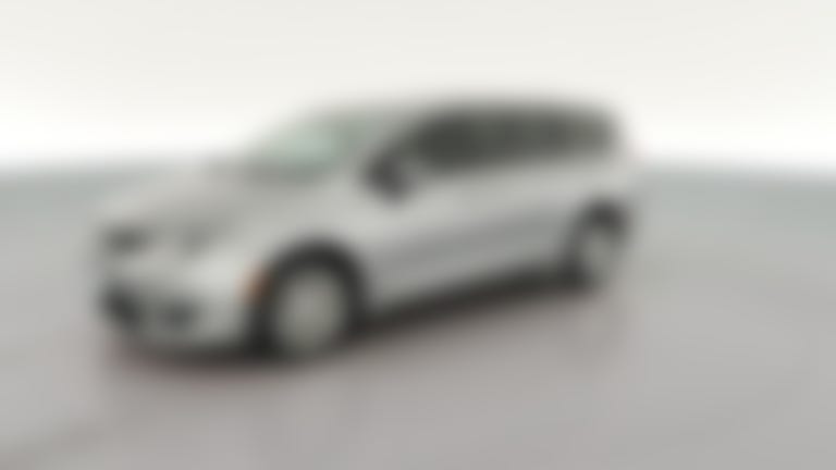 2017 Chrysler Pacifica vehicle photo