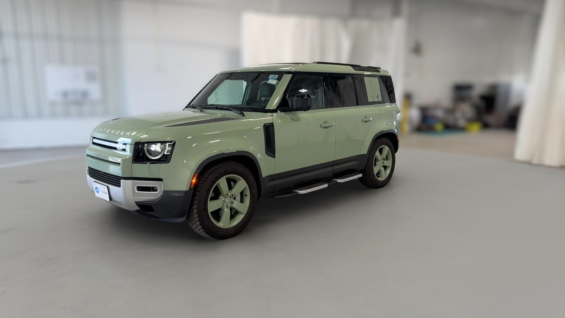 2023 Land Rover Defender 110 vehicle photo
