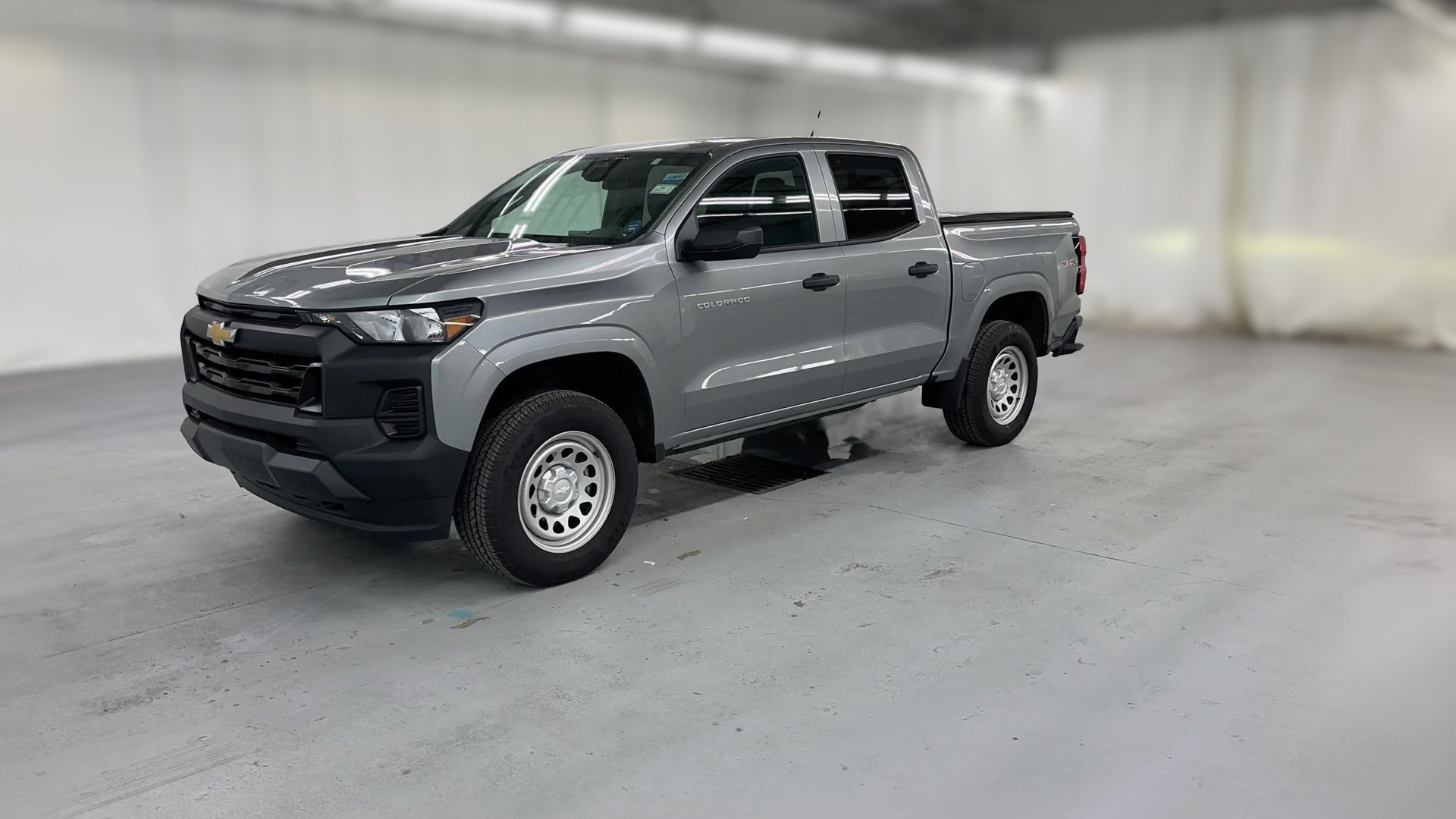 2025 Chevrolet Colorado Crew Cab vehicle photo