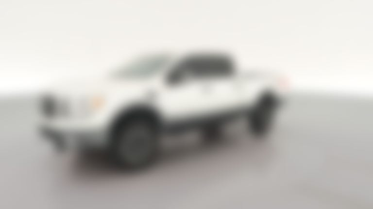 2019 Nissan TITAN XD Crew Cab vehicle photo