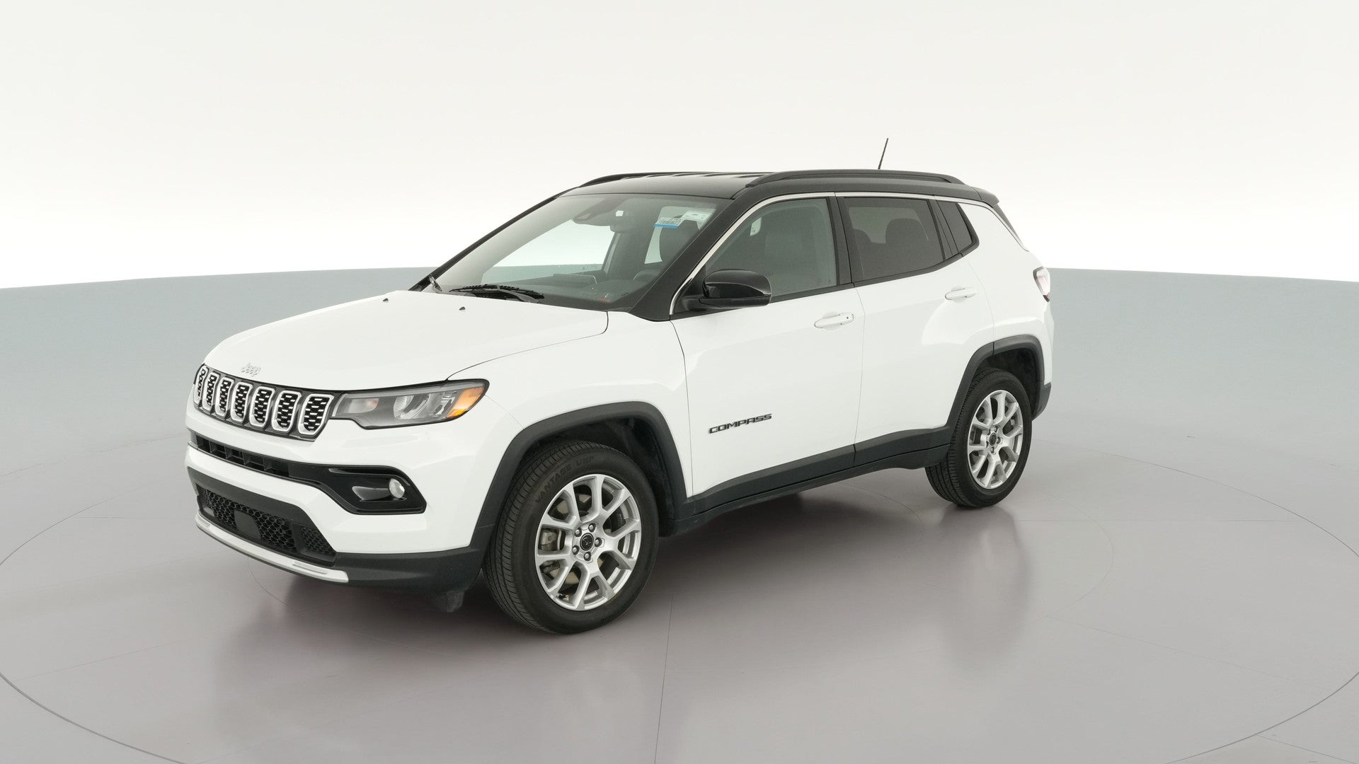 2025 Jeep Compass vehicle photo
