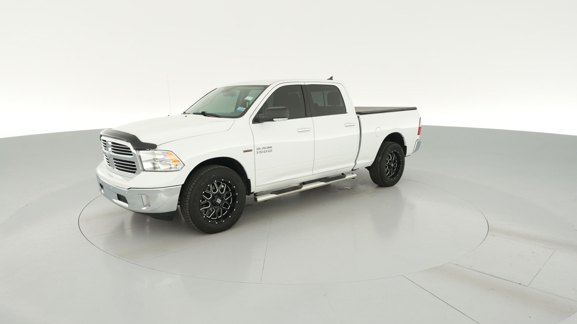 2017 Ram 1500 Crew Cab vehicle photo