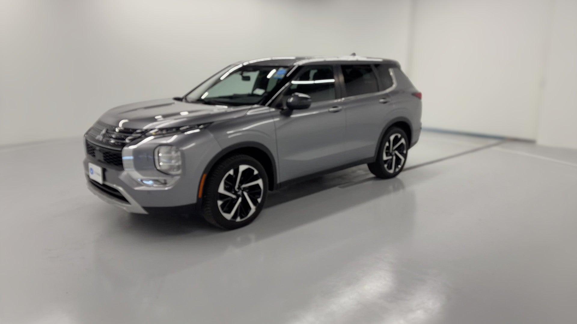 2022 Mitsubishi Outlander vehicle photo
