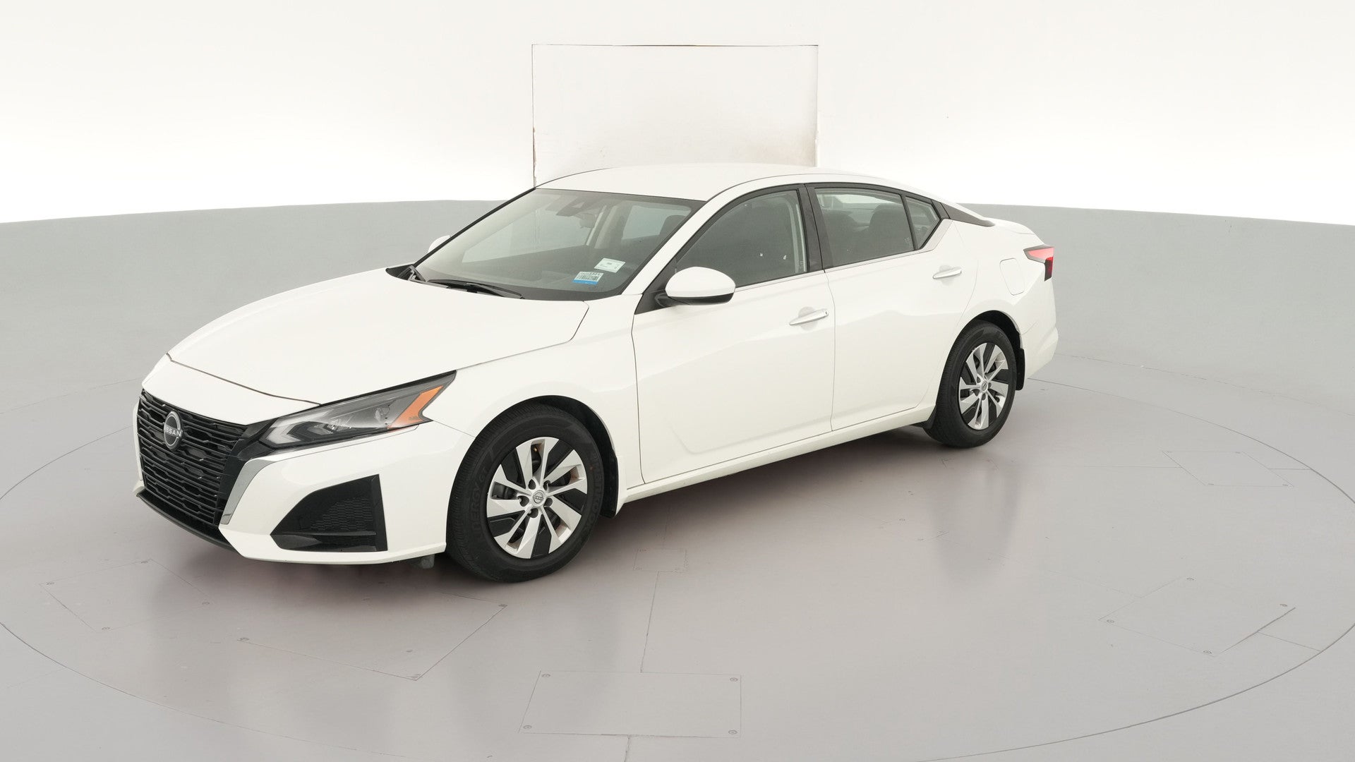 2023 Nissan Altima vehicle photo