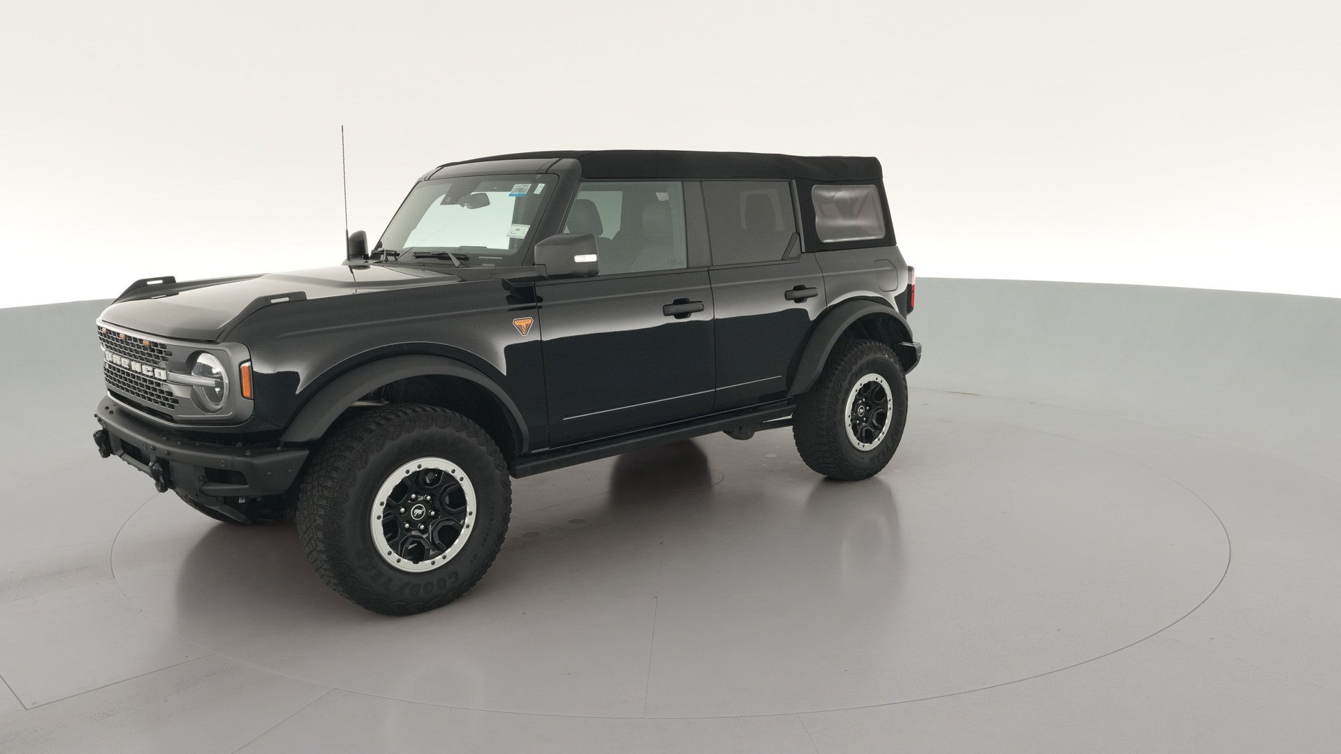 2023 Ford Bronco vehicle photo