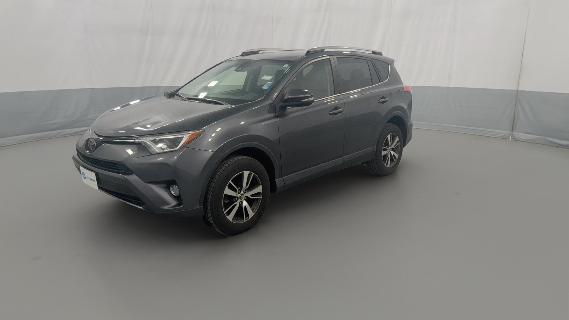 2018 Toyota RAV4 vehicle photo