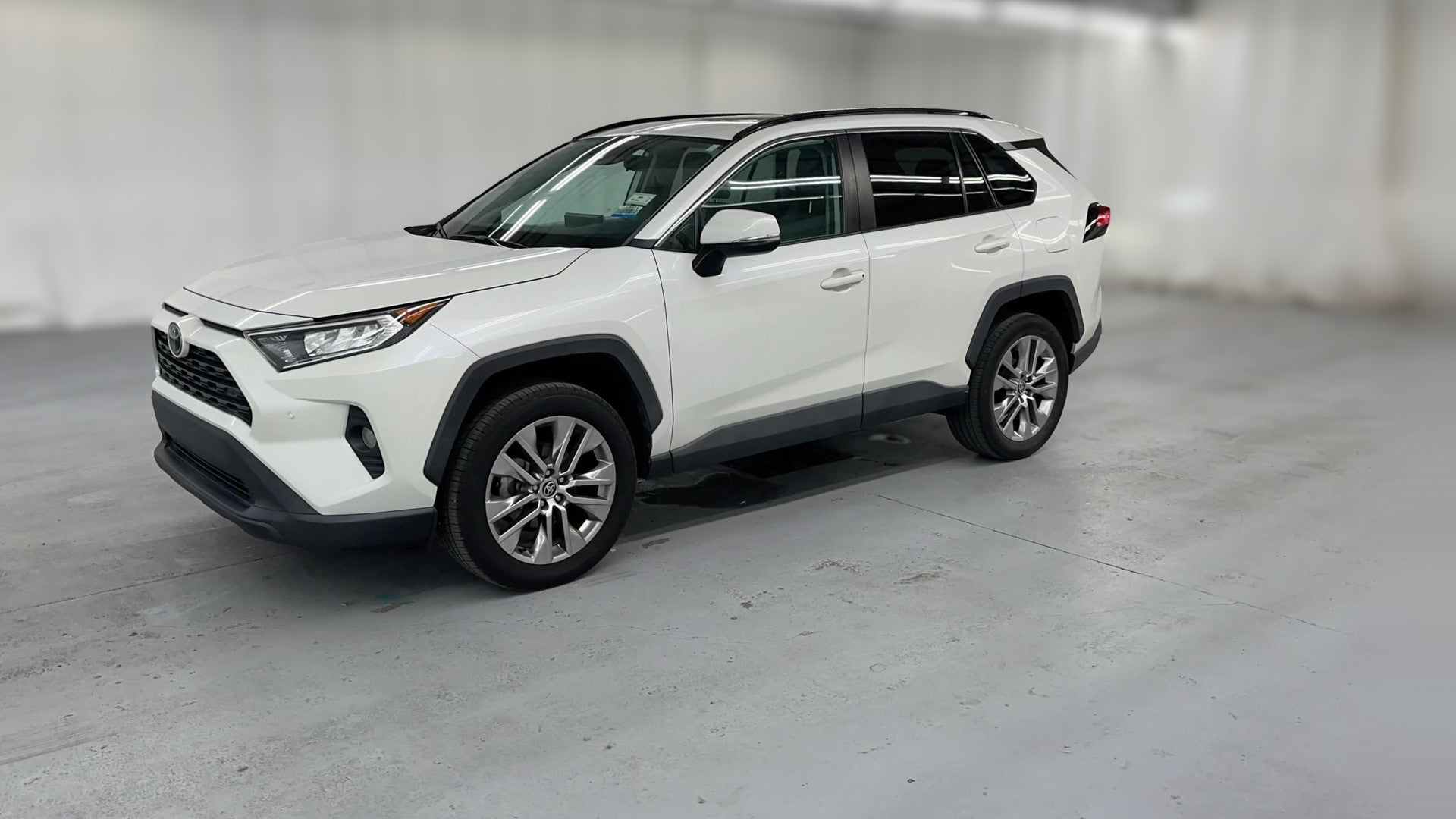 2021 Toyota RAV4 vehicle photo