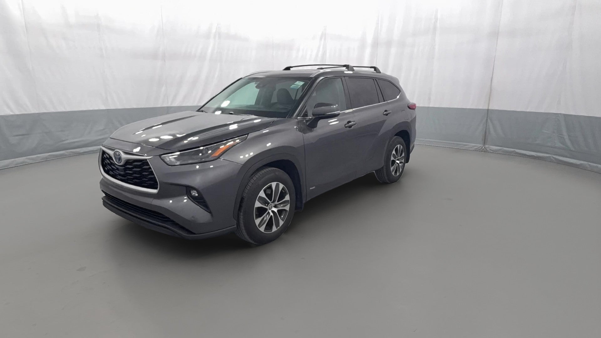 2023 Toyota Highlander Hybrid vehicle photo