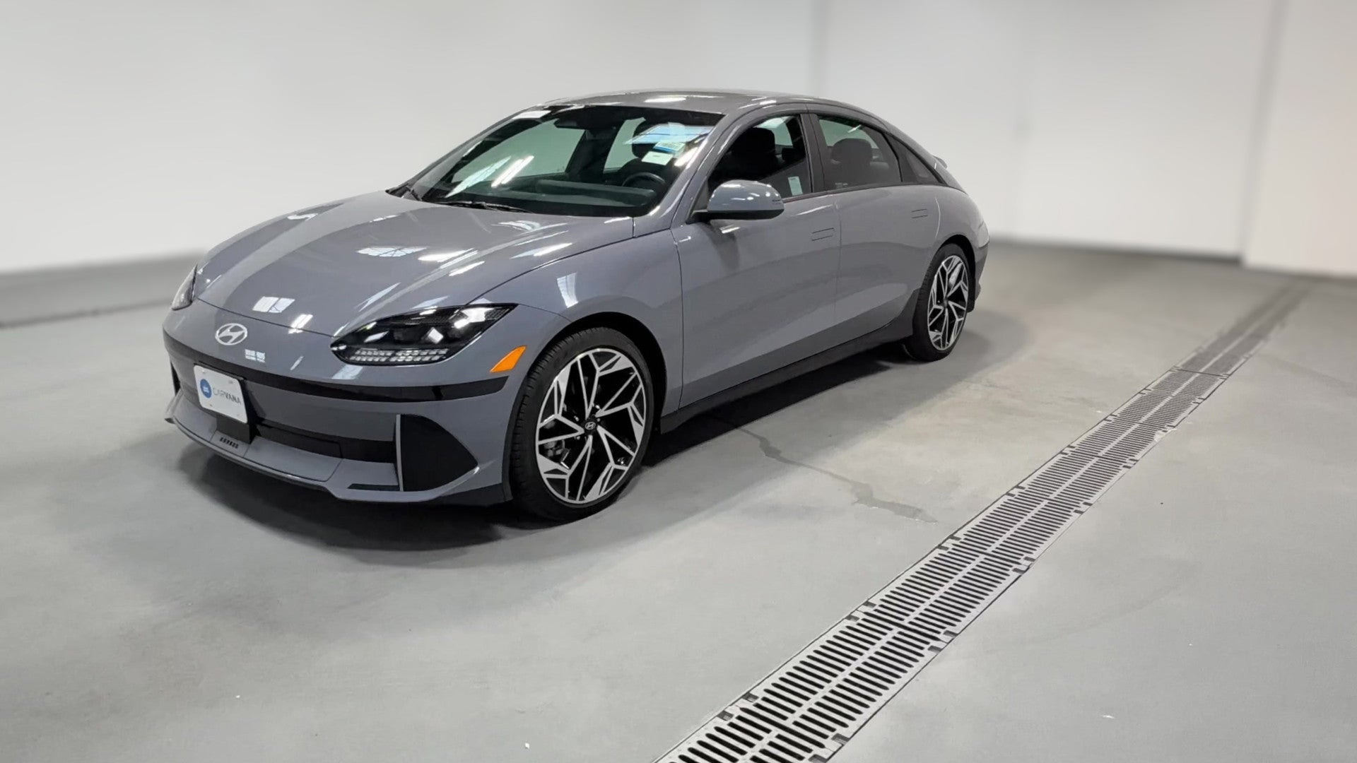 2023 Hyundai IONIQ 6 vehicle photo