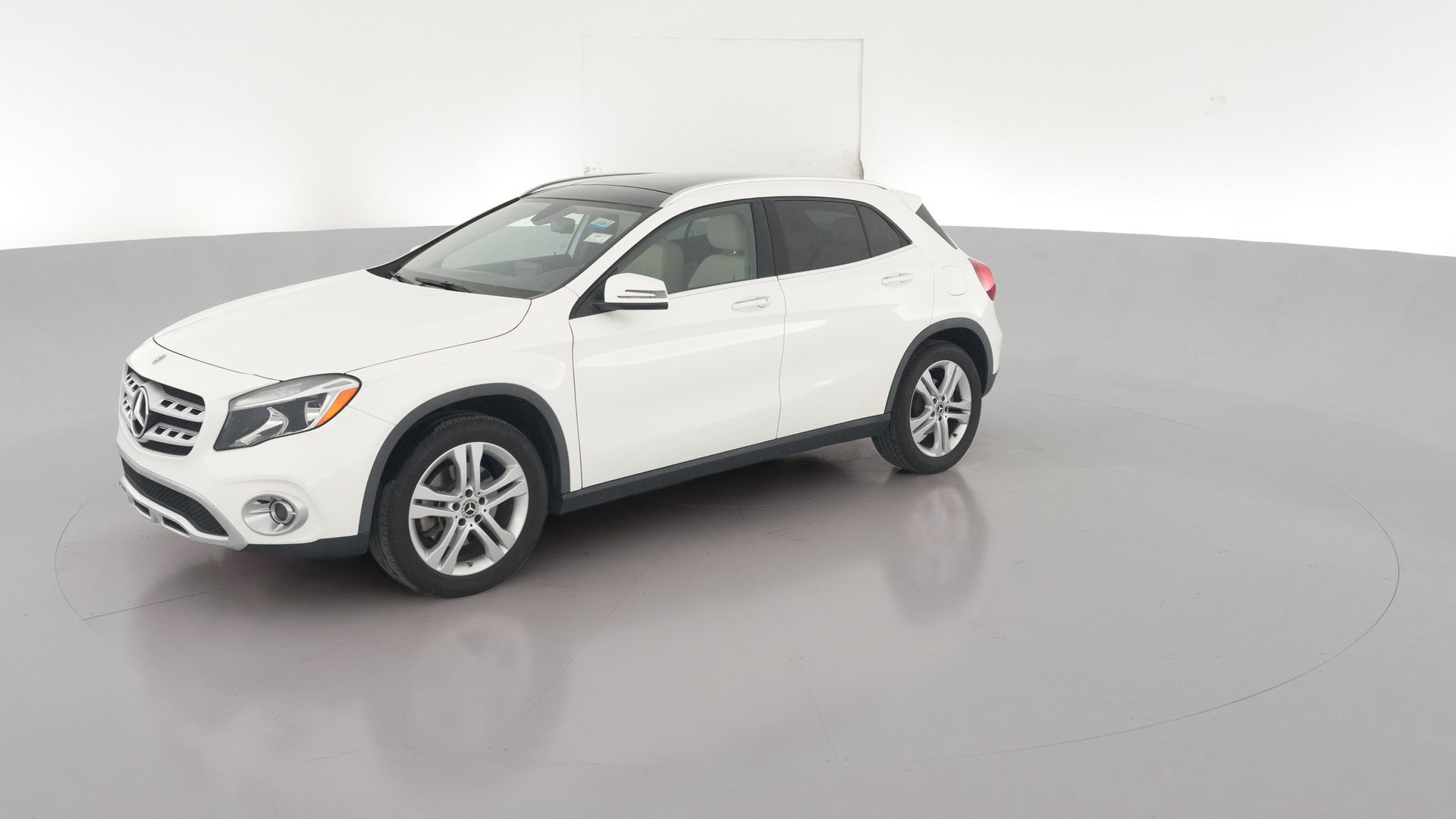 2019 Mercedes-Benz GLA vehicle photo