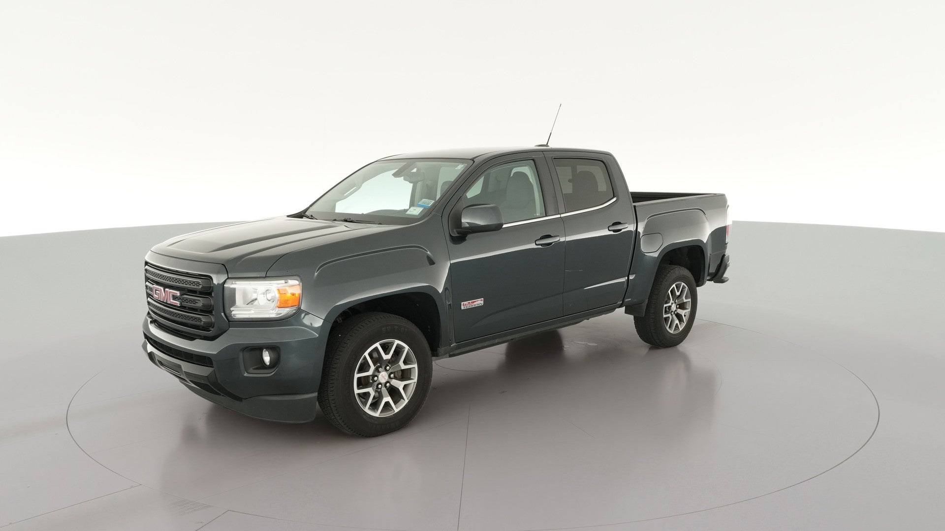 2018 GMC Canyon Crew Cab vehicle photo