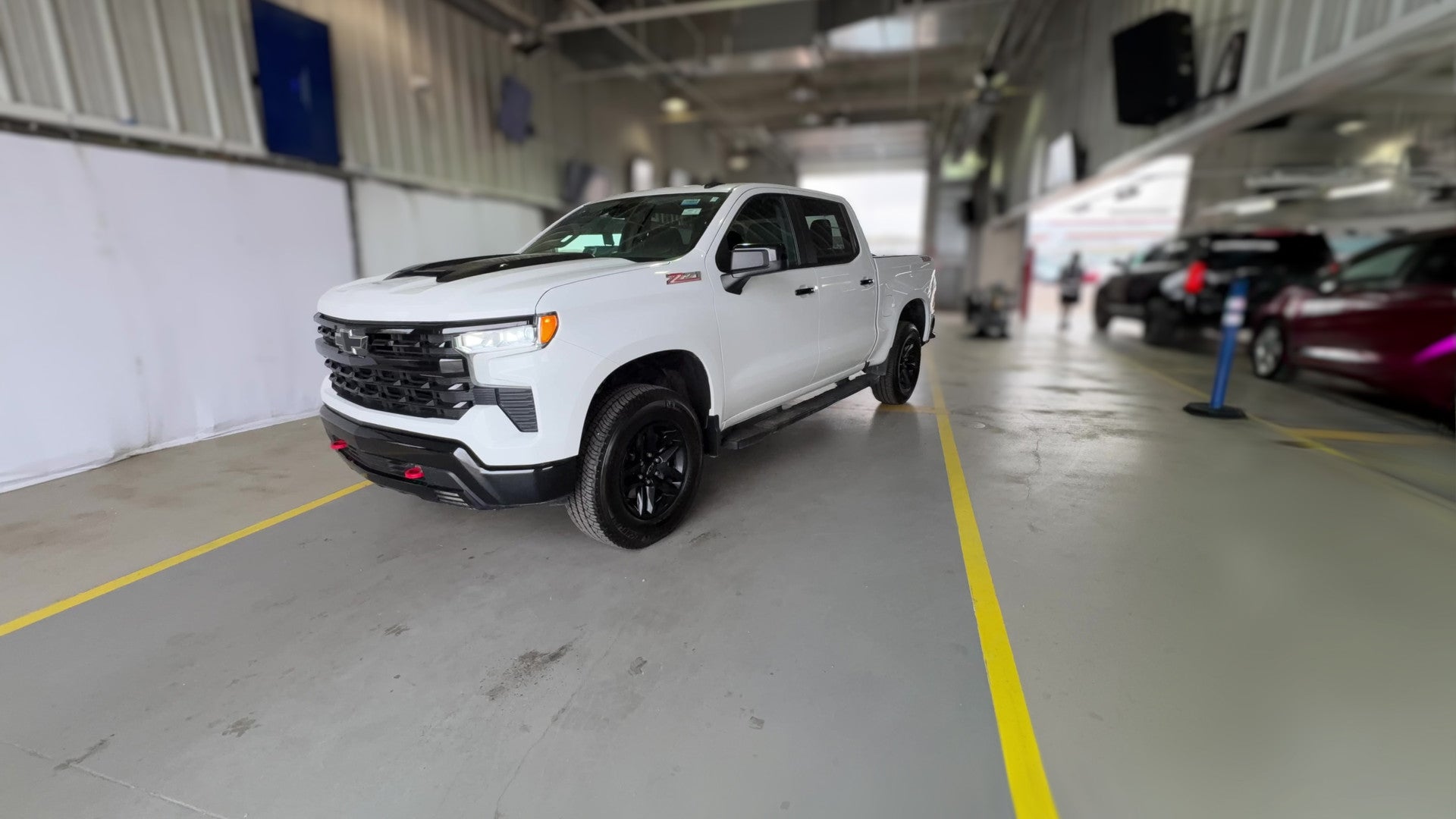 2023 Chevrolet Silverado 1500 Crew Cab vehicle photo