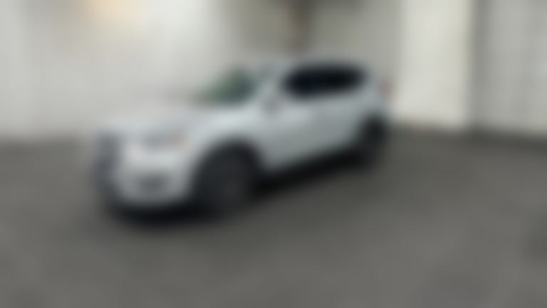 2017 Nissan Rogue vehicle photo