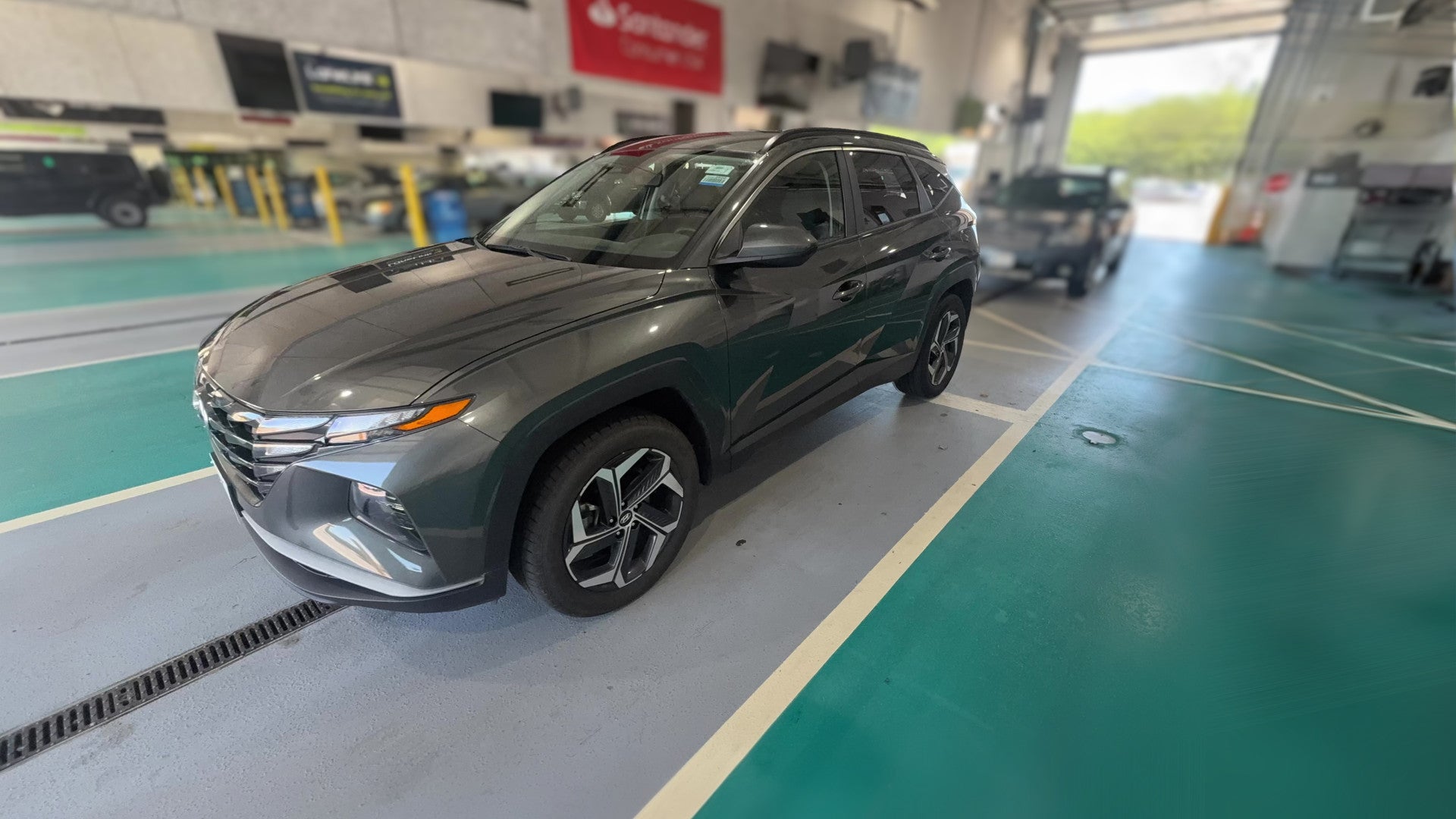 2024 Hyundai Tucson Plug-in Hybrid vehicle photo