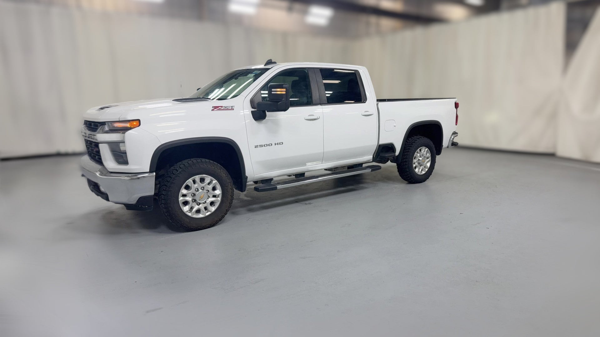 2023 Chevrolet Silverado 2500 HD Crew Cab vehicle photo