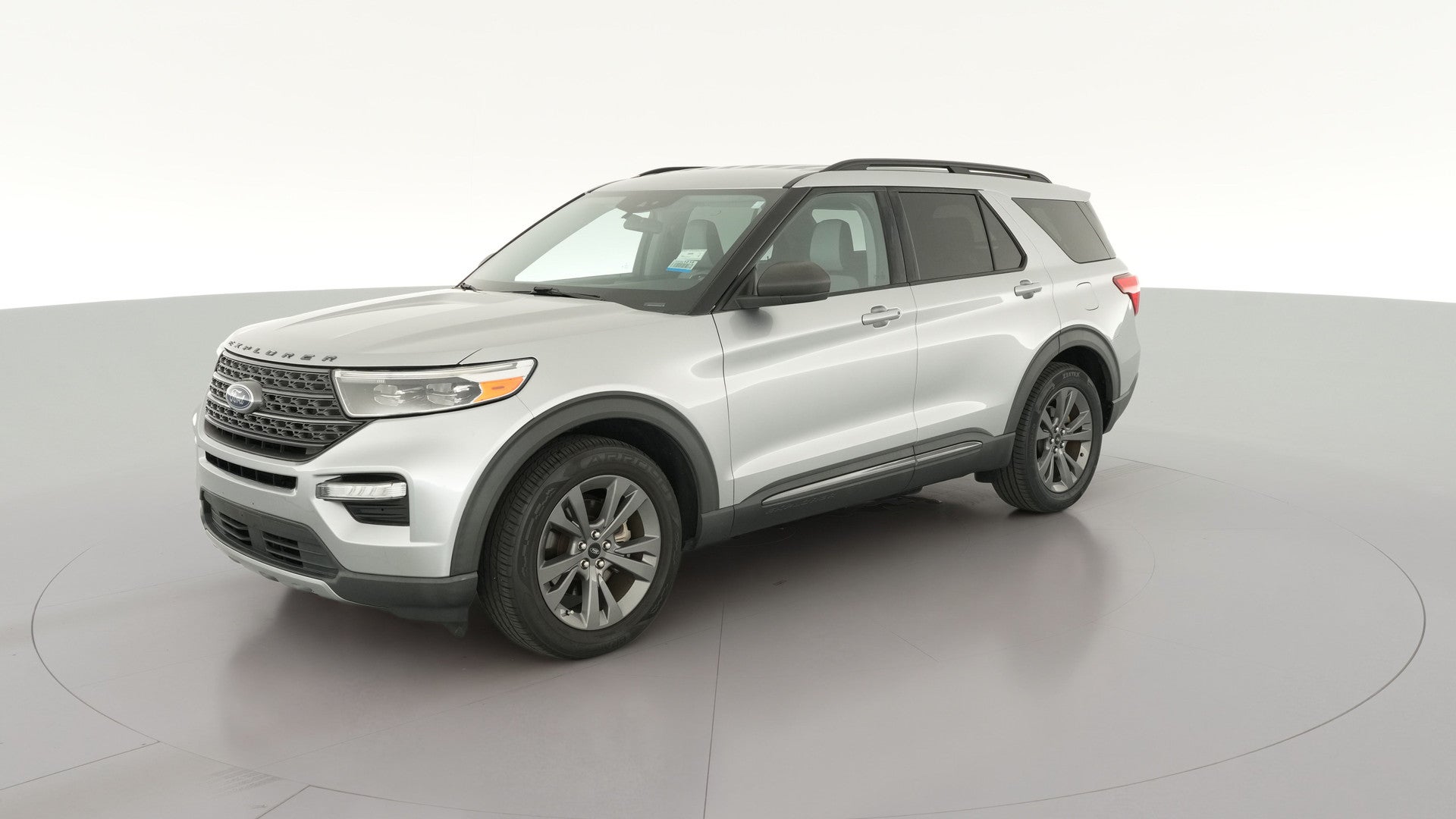 2021 Ford Explorer vehicle photo