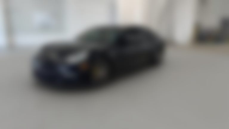 2018 Porsche Panamera vehicle photo
