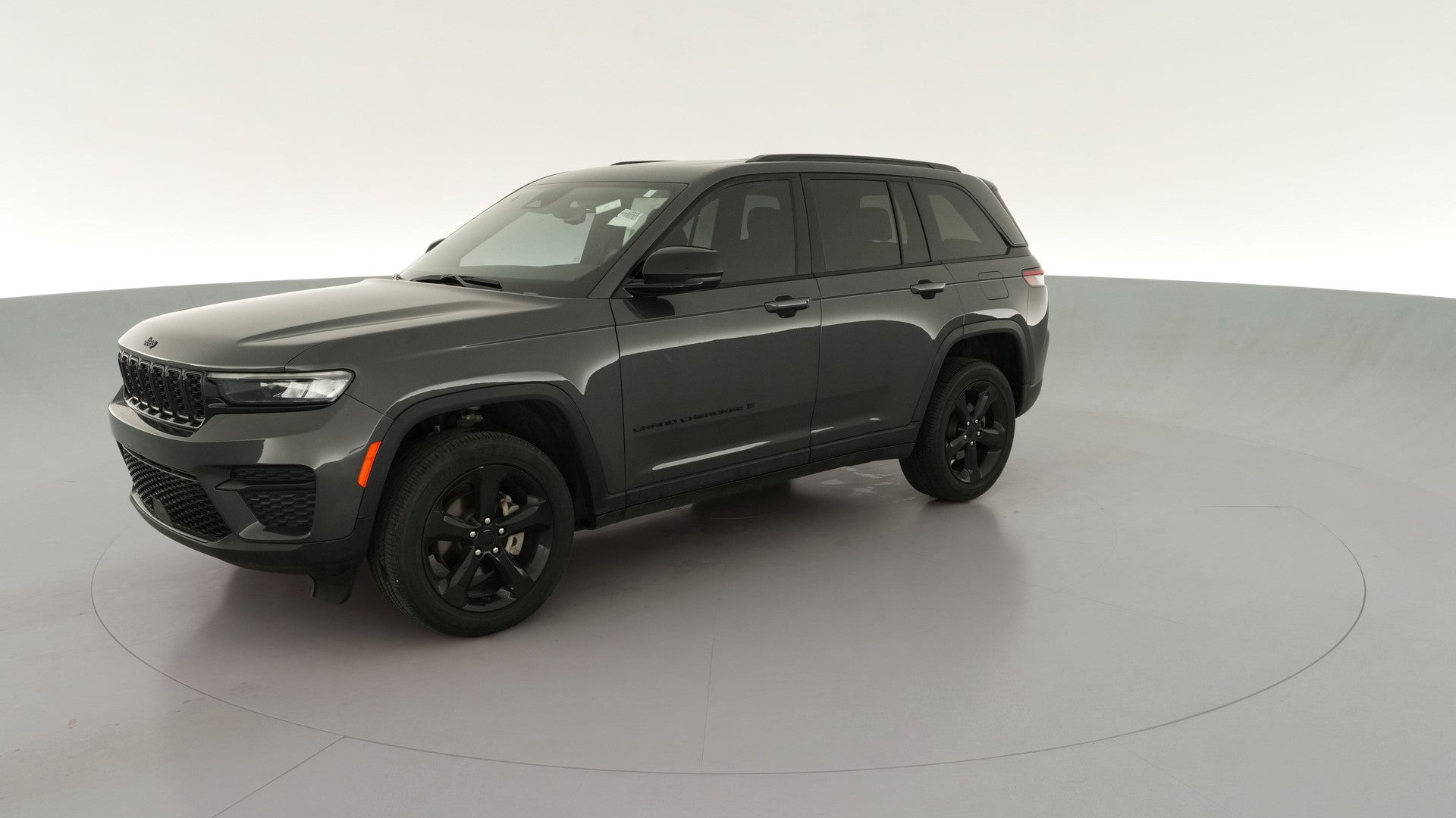 2024 Jeep Grand Cherokee vehicle photo