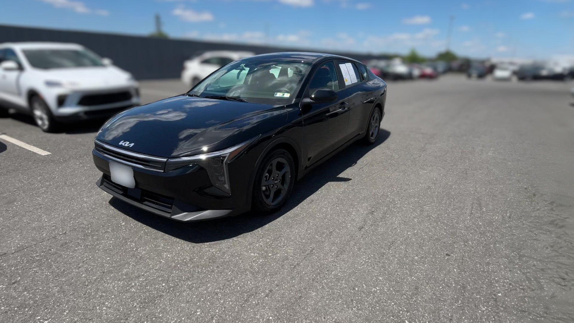 2025 Kia K4 vehicle photo