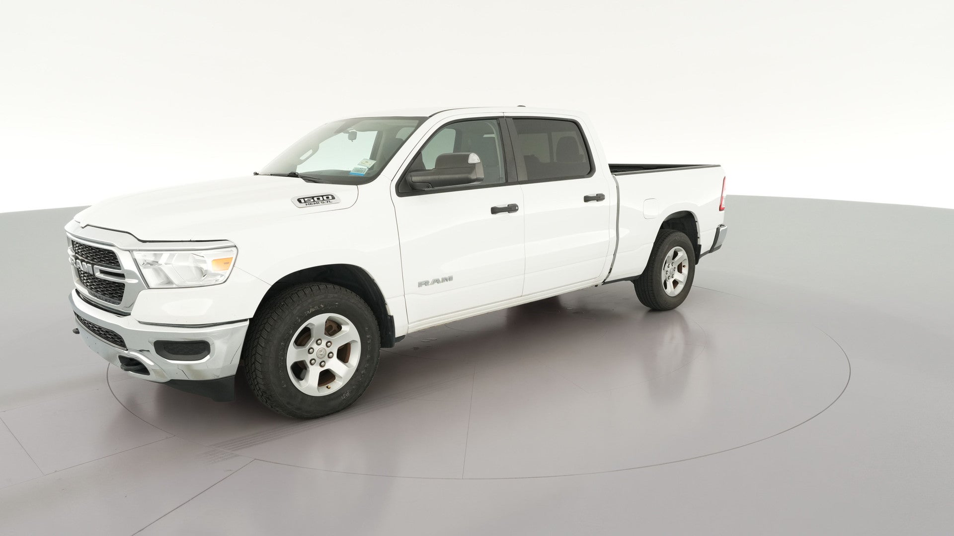 2019 Ram 1500 Crew Cab vehicle photo