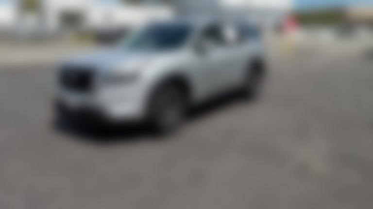 2025 Nissan Pathfinder vehicle photo
