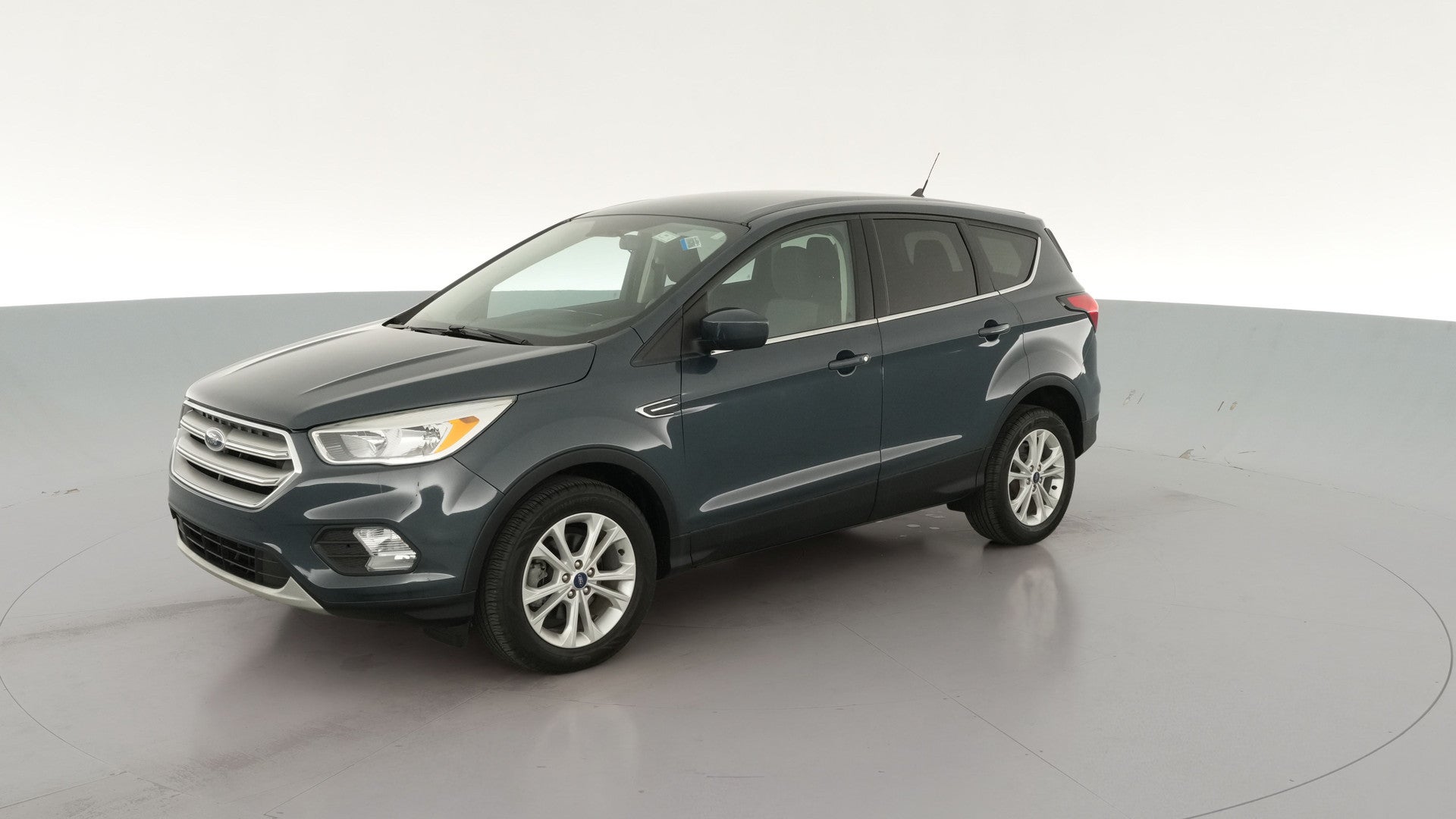 2019 Ford Escape vehicle photo