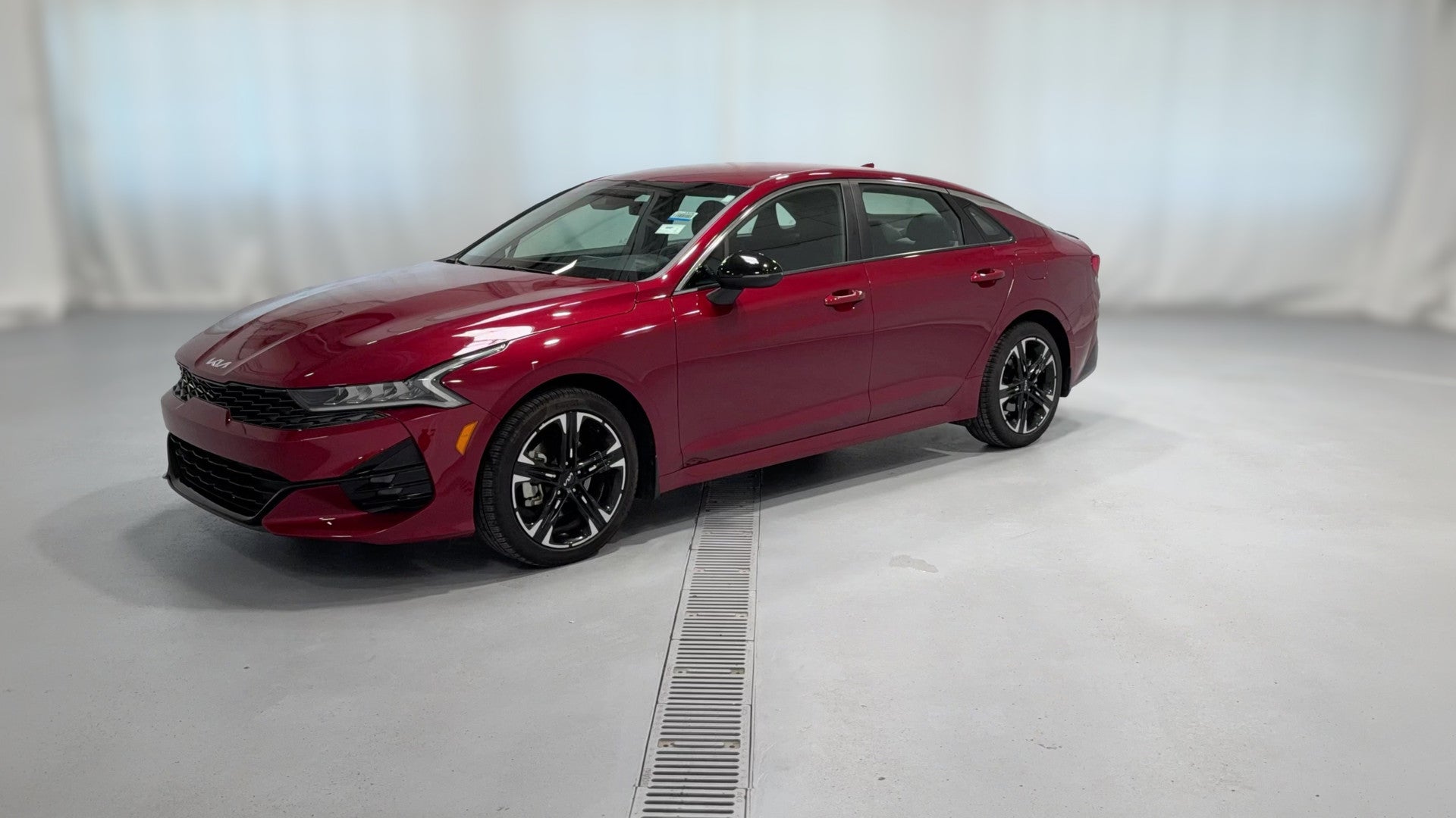 2023 Kia K5 vehicle photo