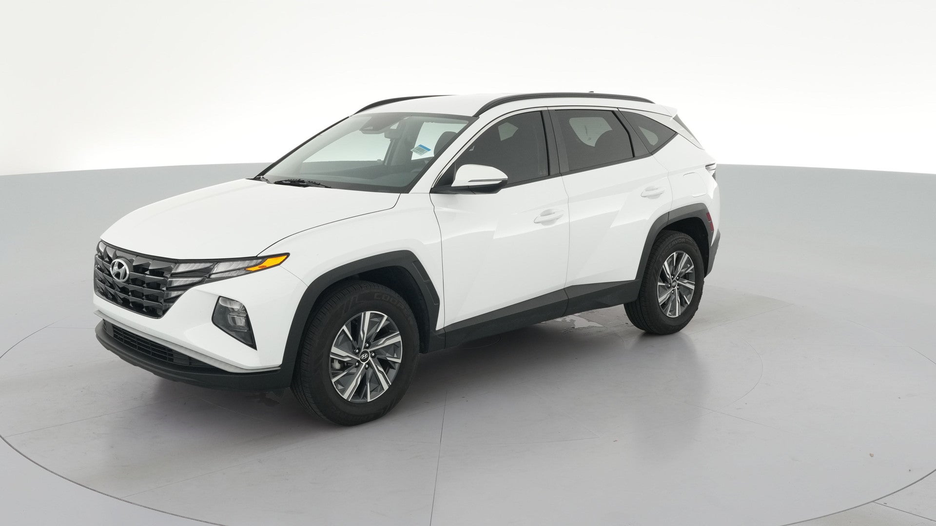 2023 Hyundai Tucson Hybrid vehicle photo