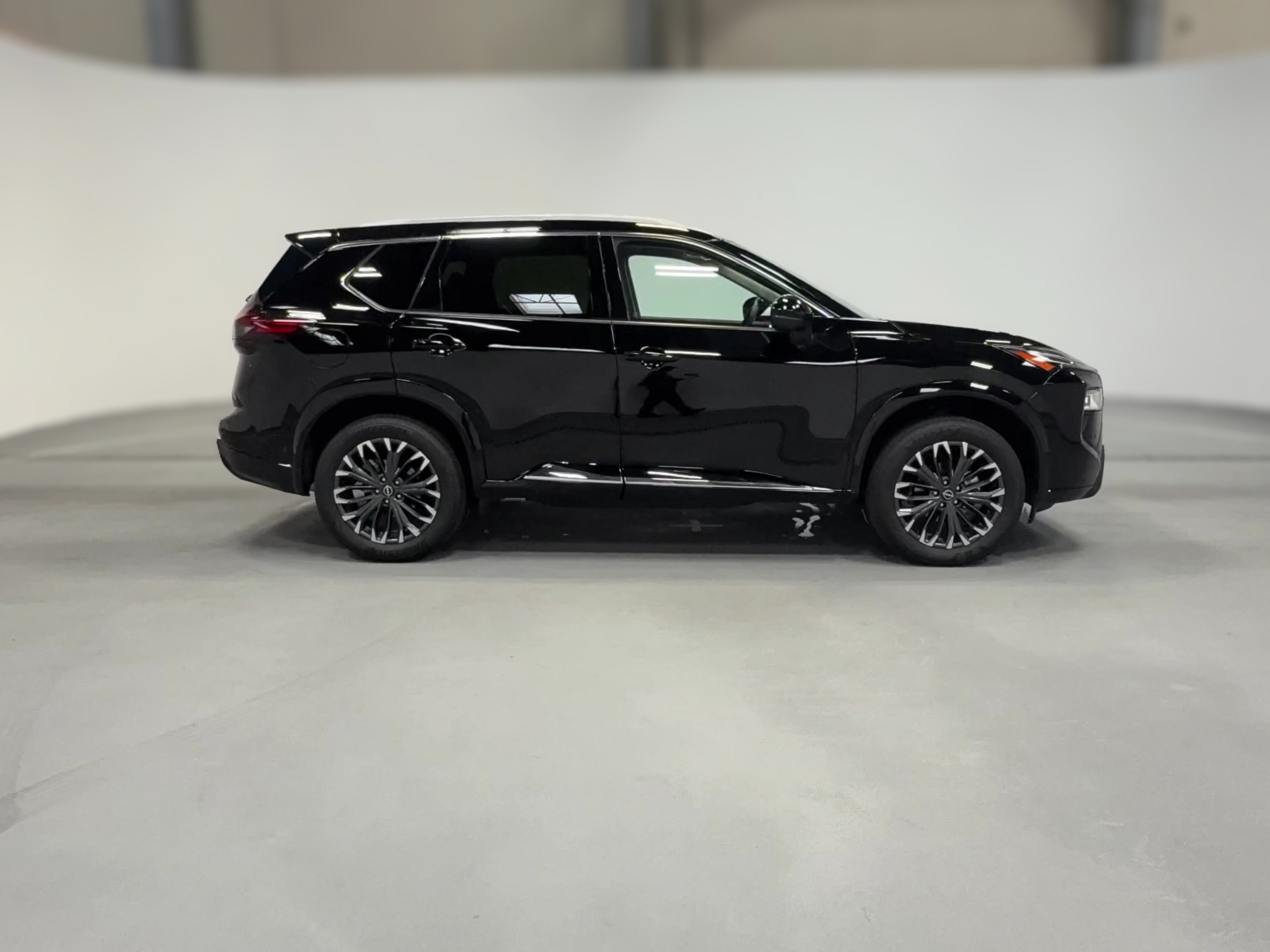 2026 Nissan Rogue Platinum - Photo 40