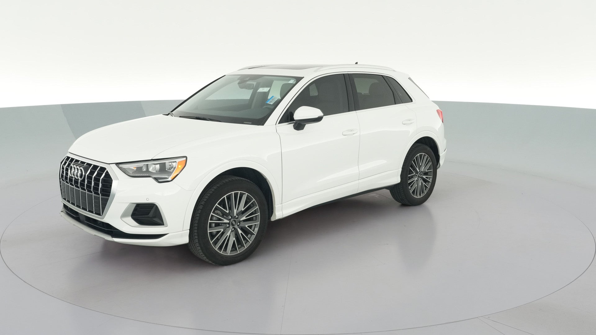 2022 Audi Q3 vehicle photo