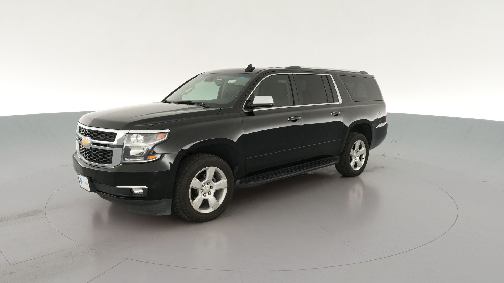 2018 Chevrolet Suburban vehicle photo