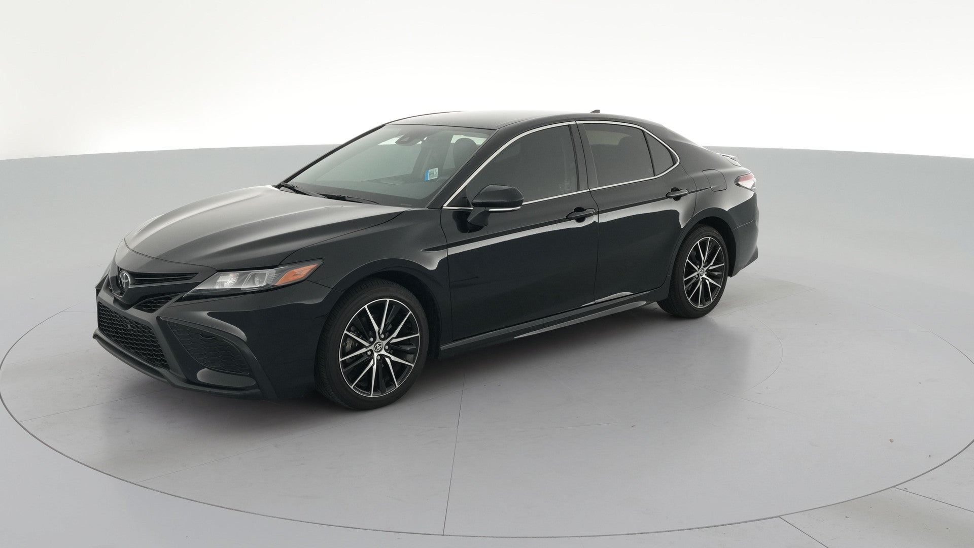 2024 Toyota Camry vehicle photo