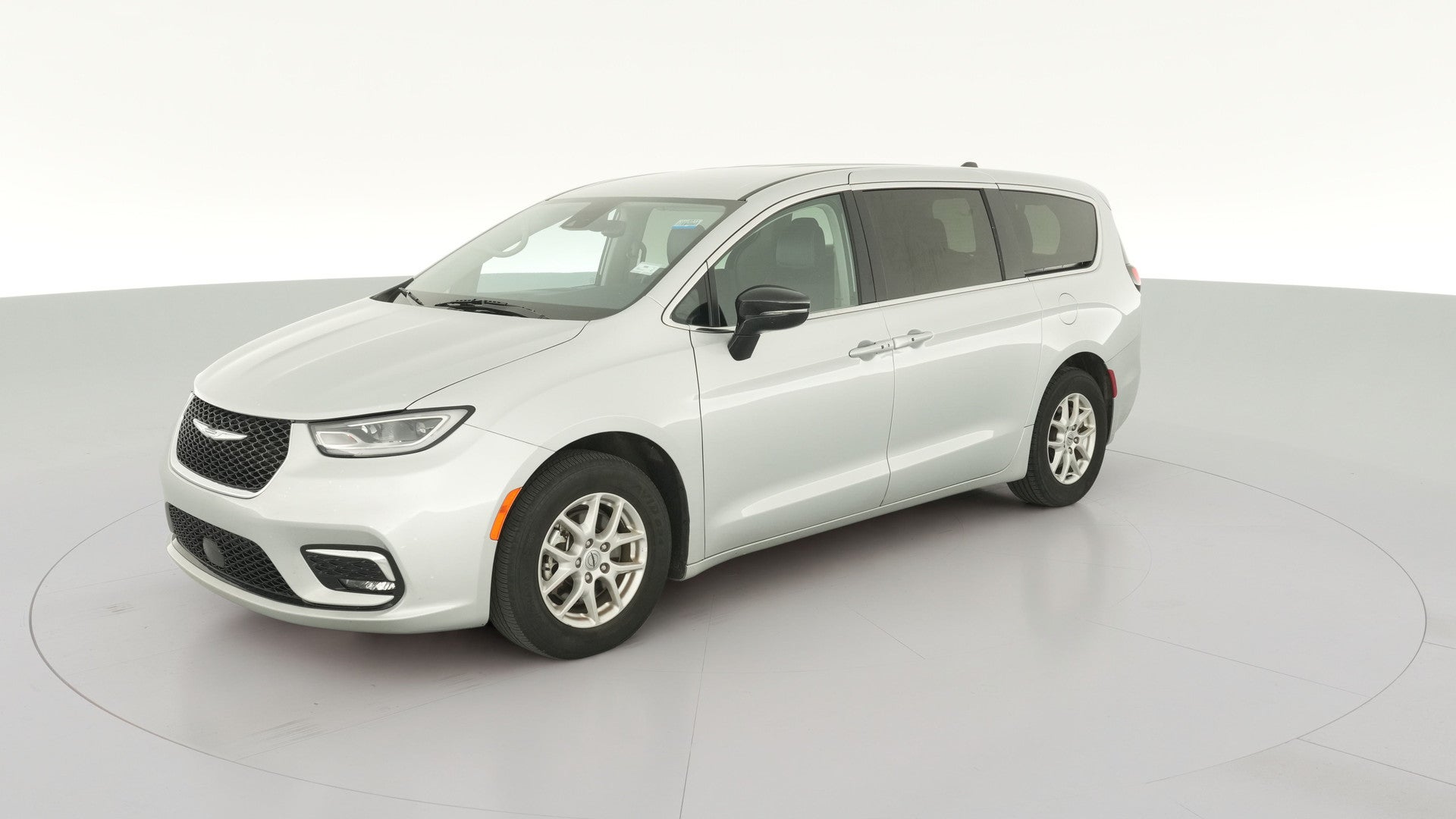 2024 Chrysler Pacifica vehicle photo