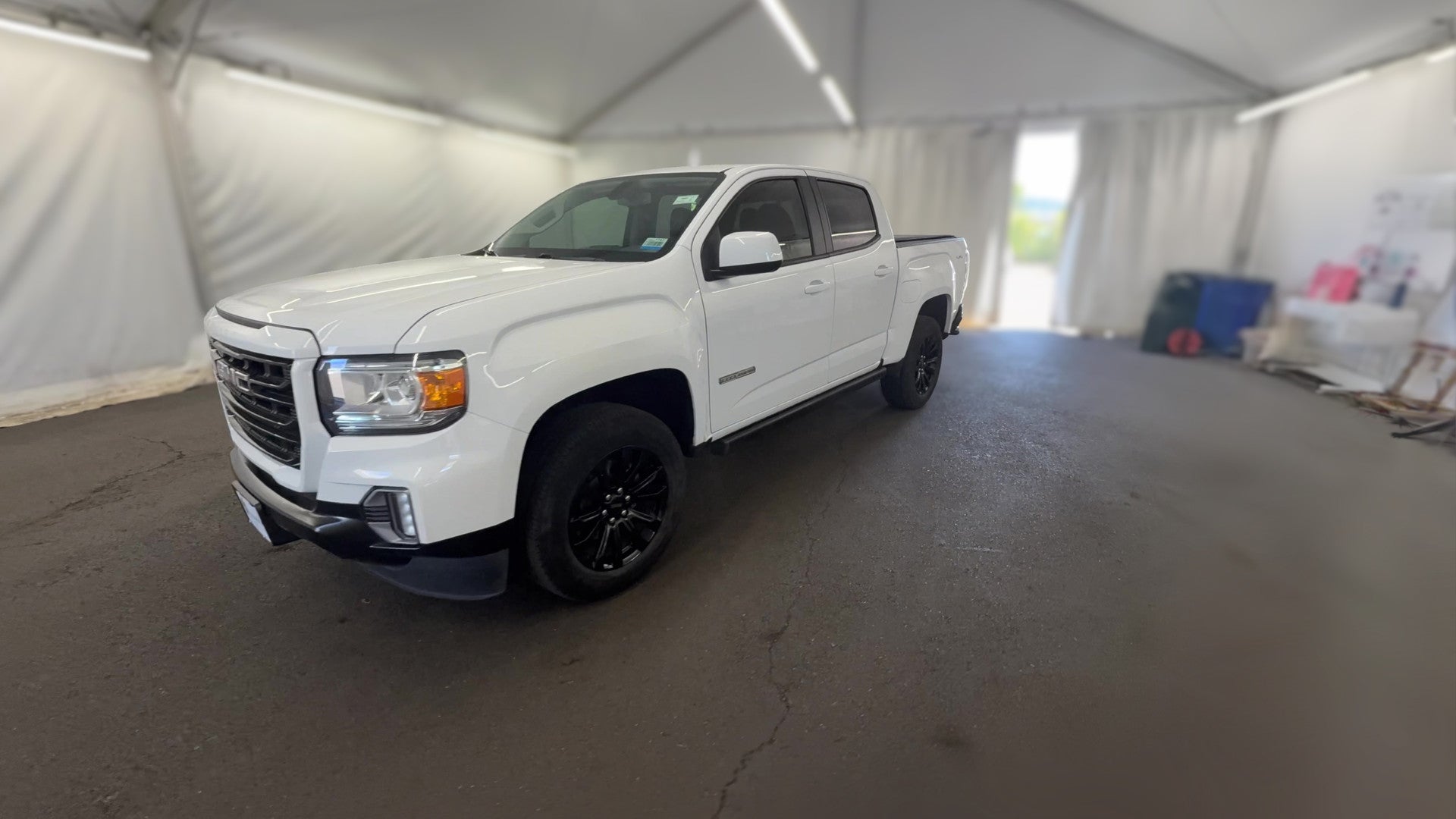 2022 GMC Canyon Crew Cab vehicle photo