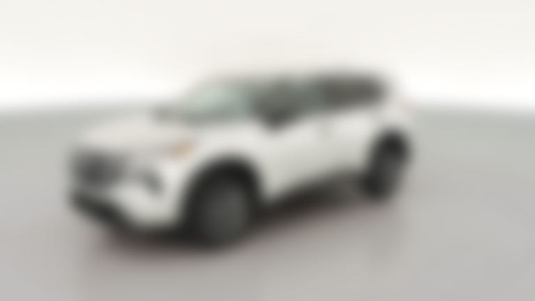 2024 Nissan Rogue vehicle photo