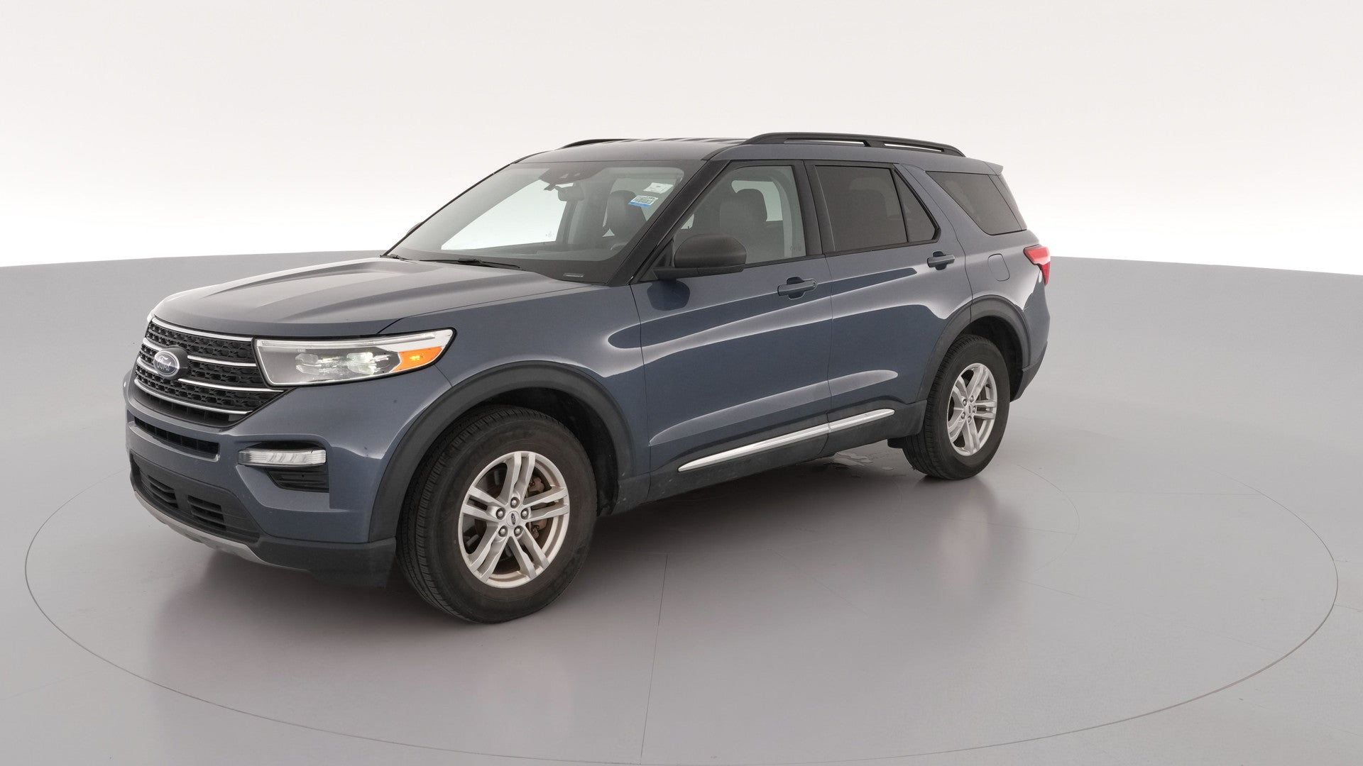 2021 Ford Explorer vehicle photo