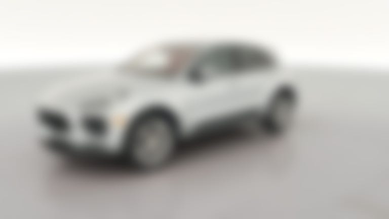2019 Porsche Macan vehicle photo
