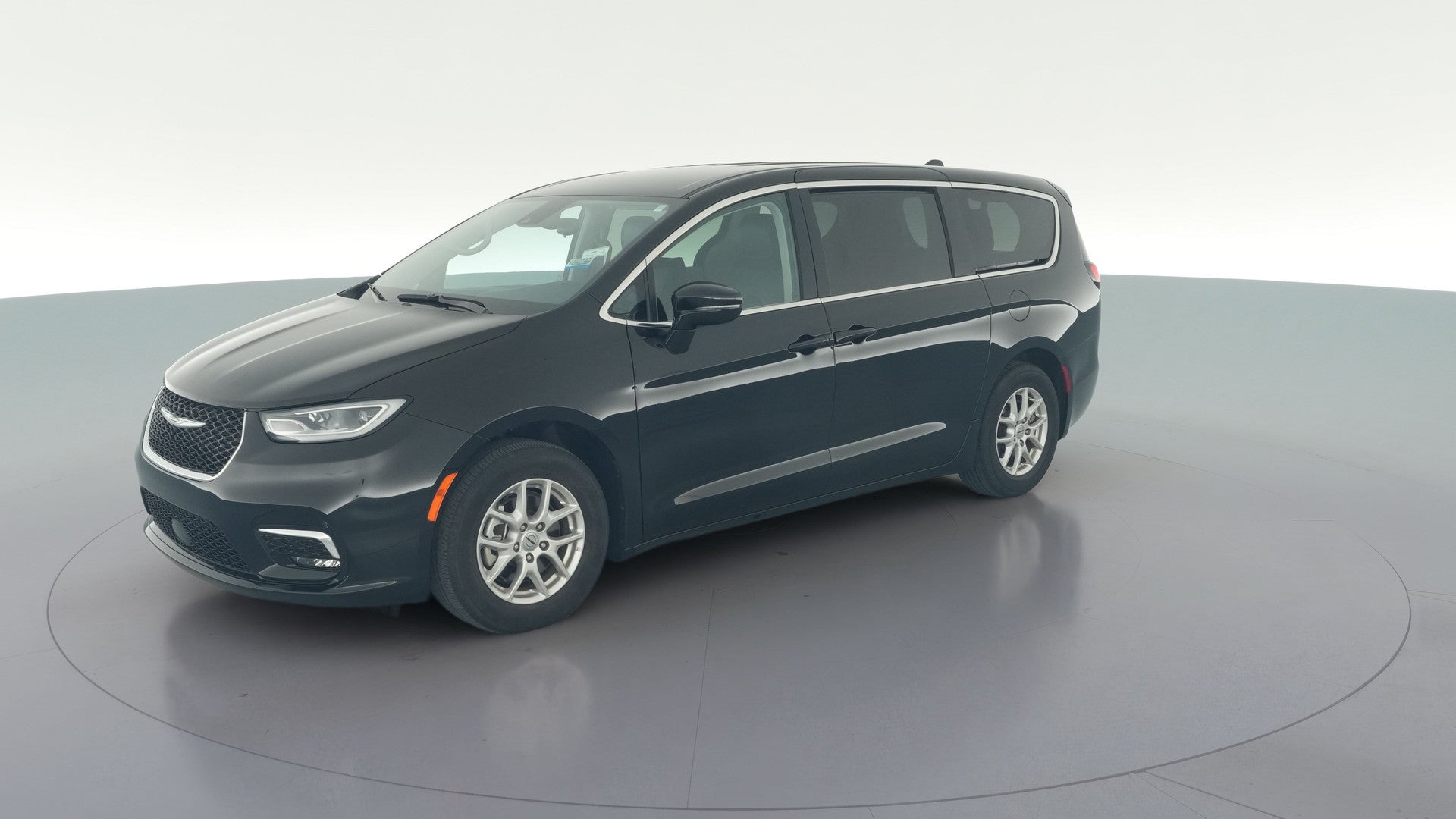 2024 Chrysler Pacifica vehicle photo