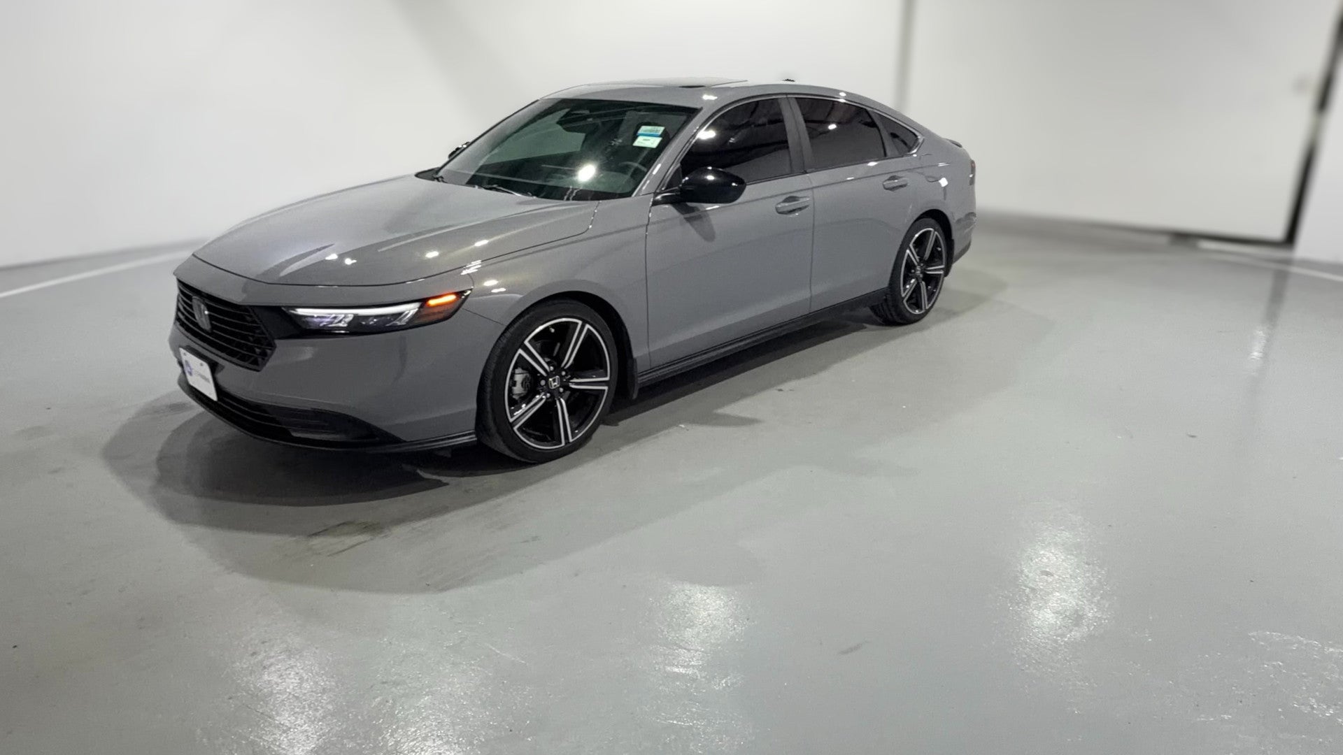2025 Honda Accord Hybrid vehicle photo