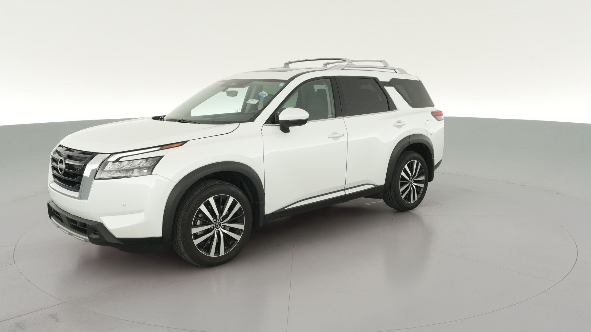 2025 Nissan Pathfinder vehicle photo