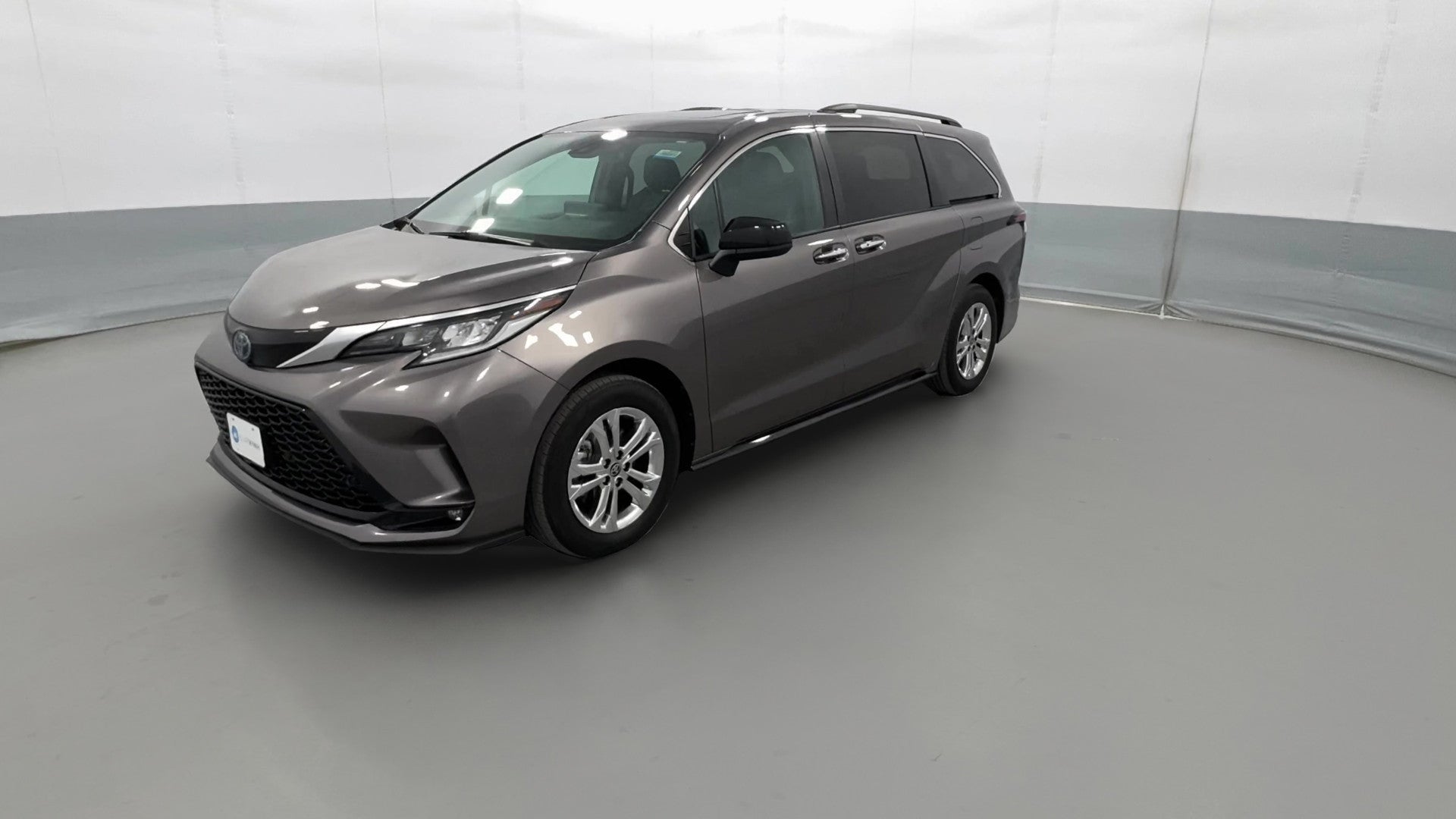 2022 Toyota Sienna vehicle photo