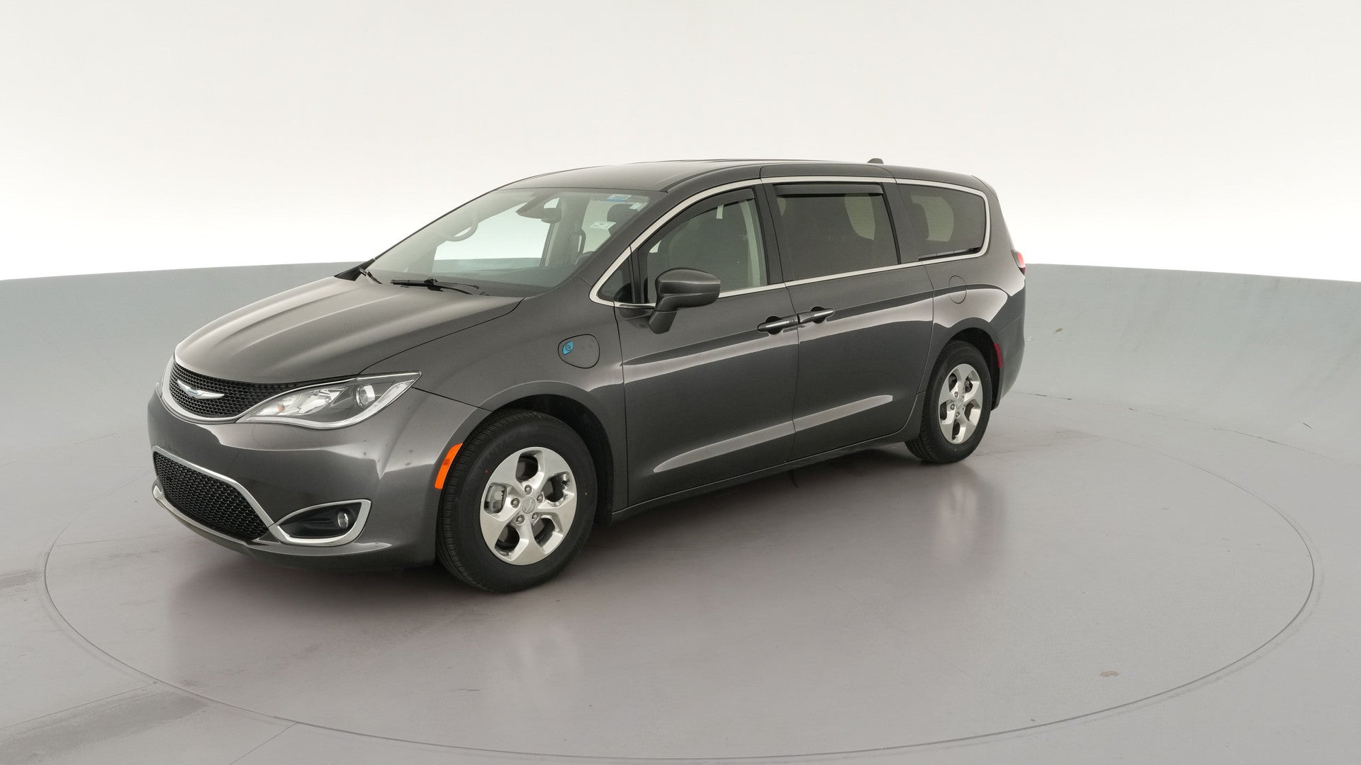 2020 Chrysler Pacifica Hybrid vehicle photo