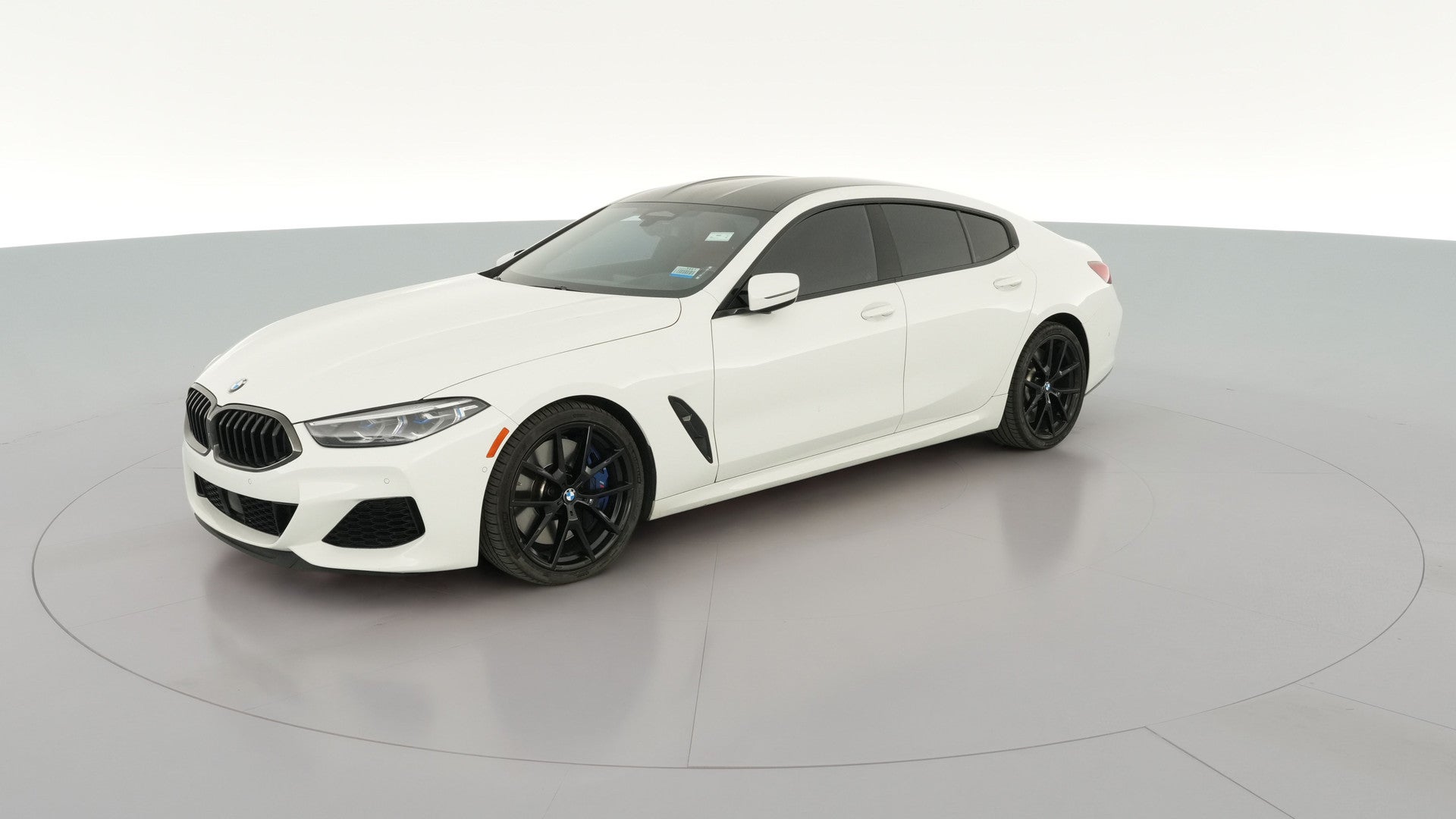 2022 BMW 8 Series vehicle photo